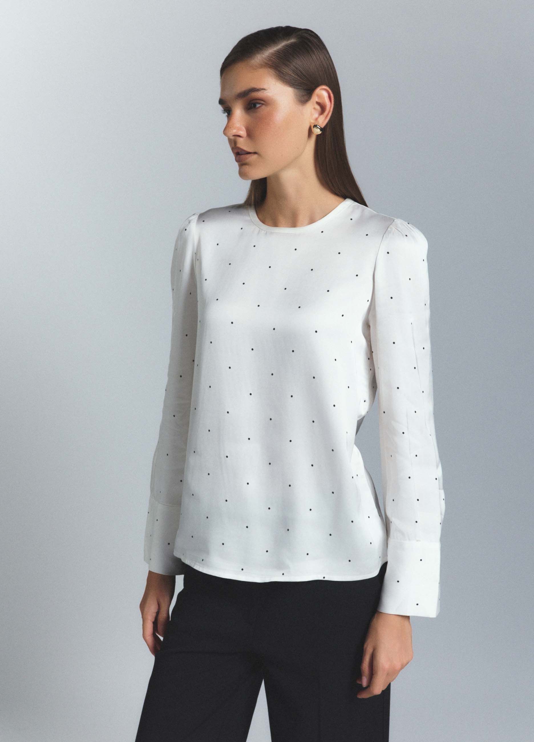 Blusa Fit Regular girocollo in raso di pura viscosa donna_1