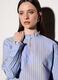 Blusa regular fit con scollo a goccia donna_3