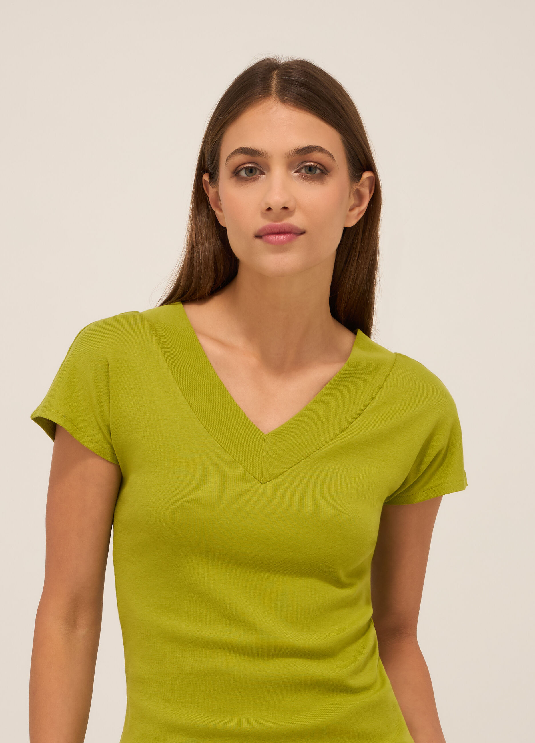 T-shirt in puro cotone con scollo a V donna_2