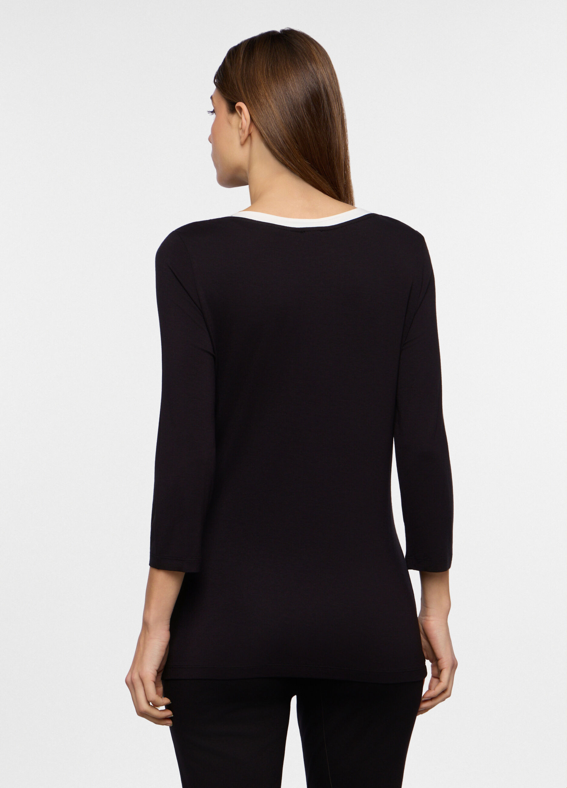 T-shirt con scollo a barchetta stretch donna_1