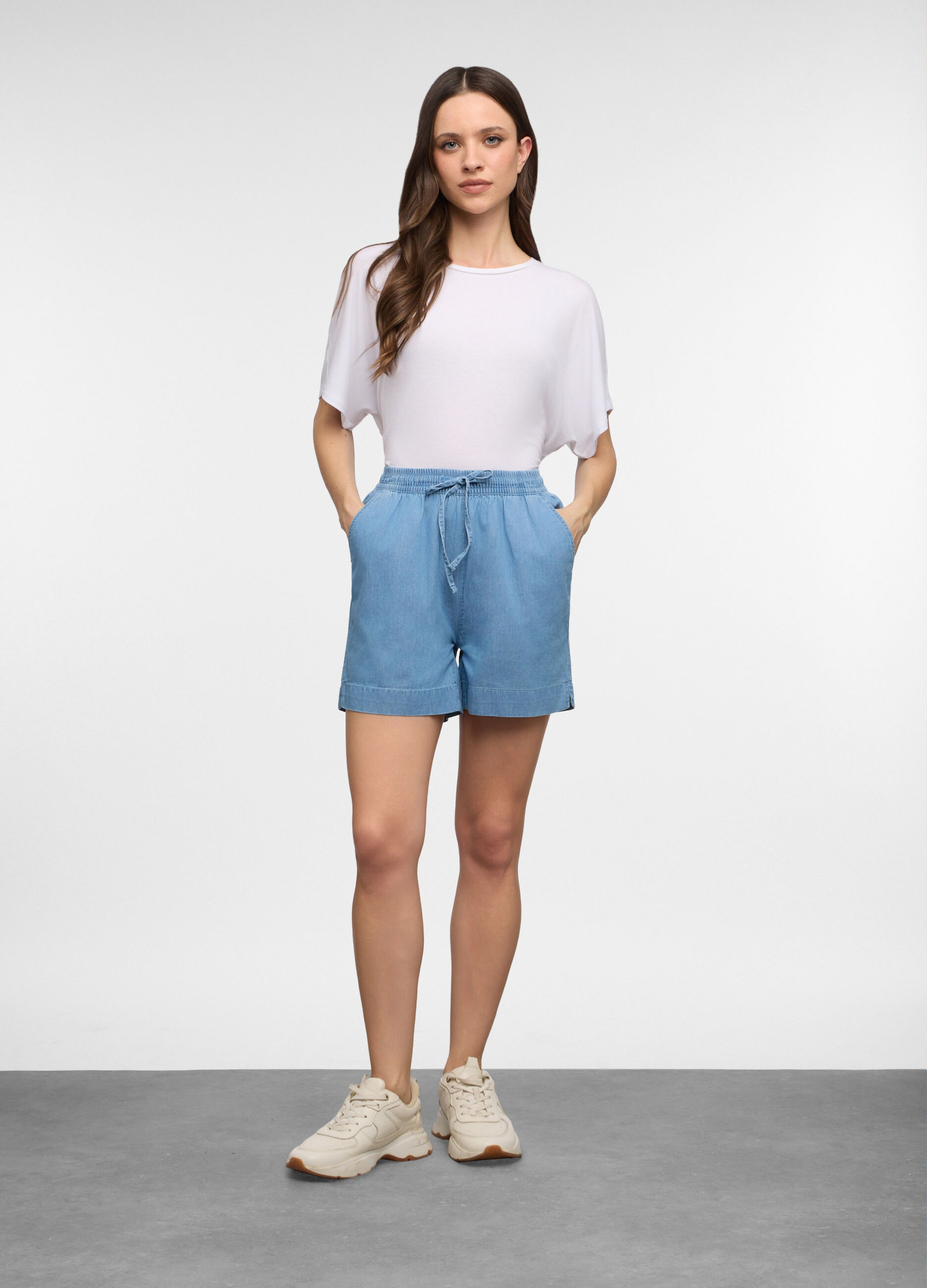 Short Fit regular con vita elasticata in denim donna_0