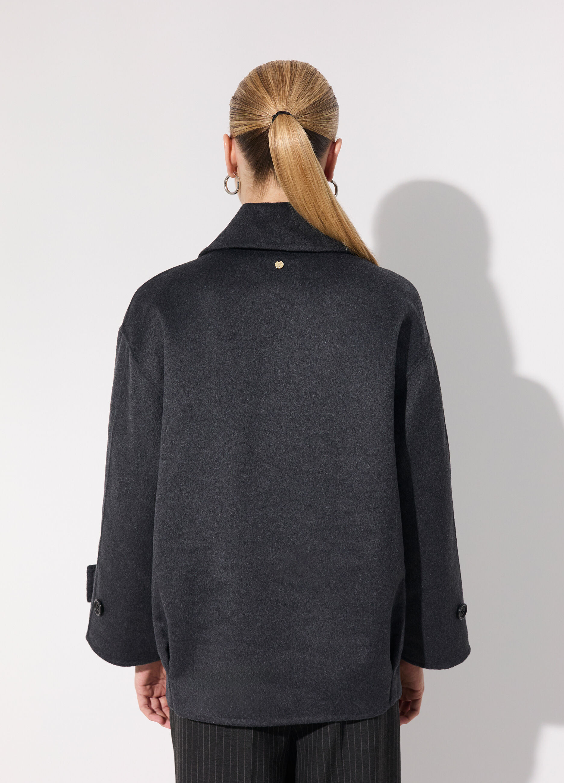 Cappotto corto doppiopetto in misto lana donna_2