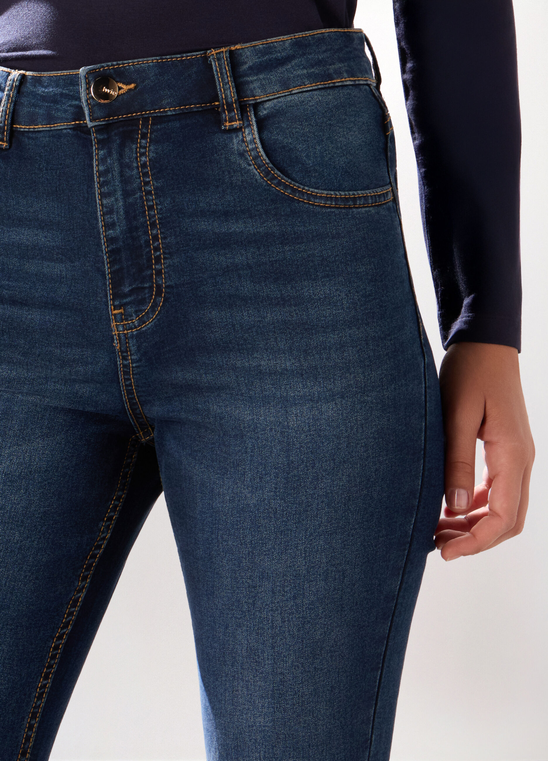 Pantaloni in denim stretch misto cotone donna_2