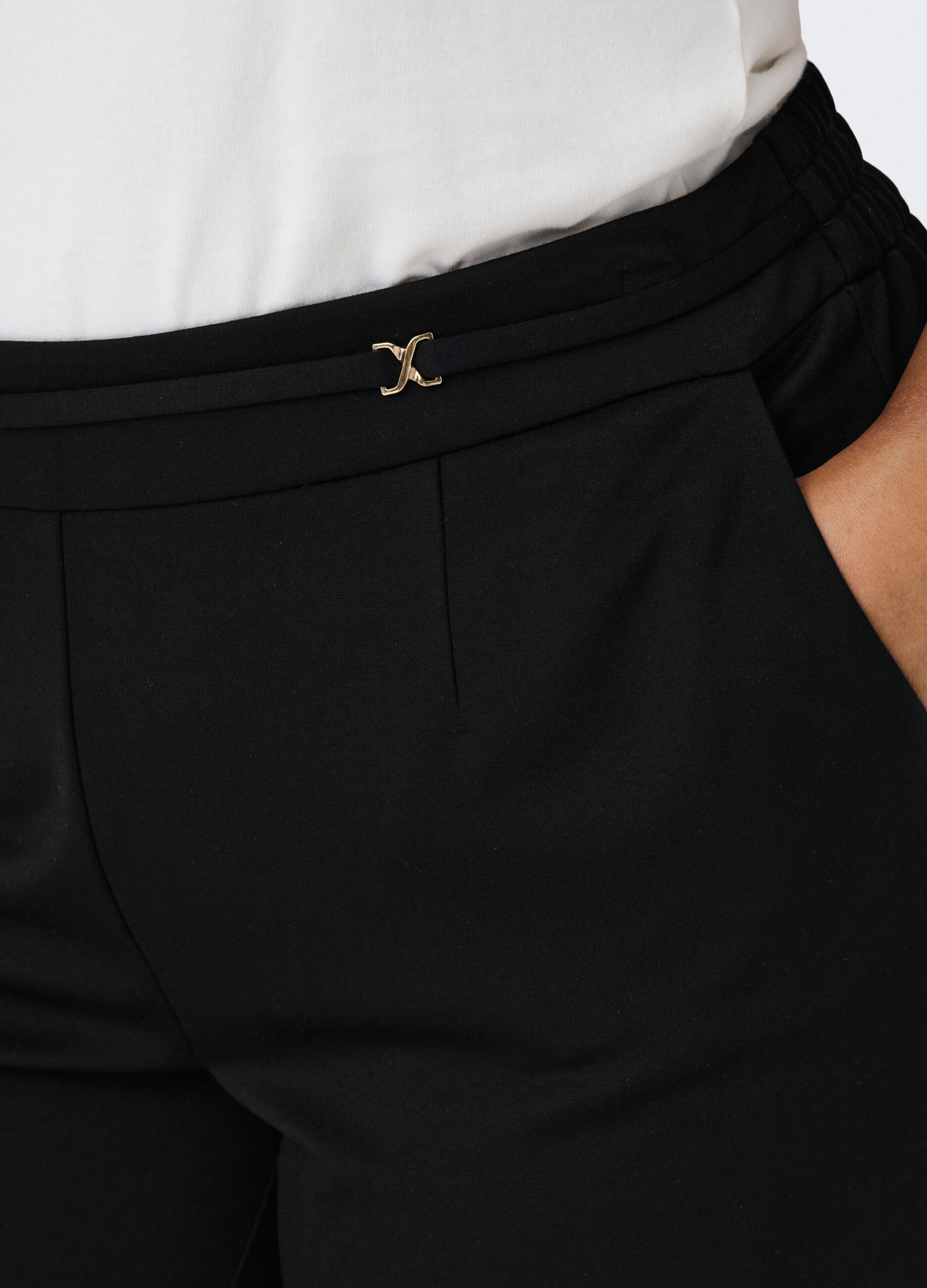 Pantaloni a gamba larga_2