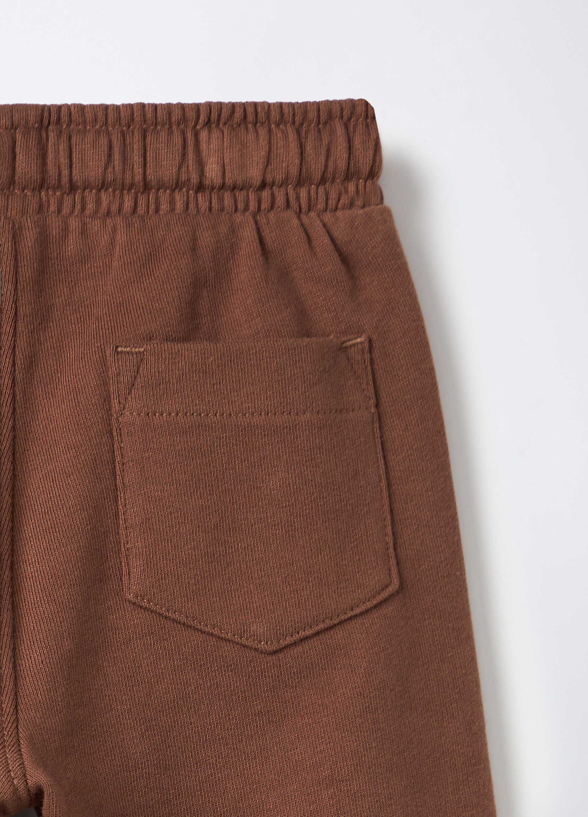 Jogger in puro cotone garzato Comfort Fit bimbo_2