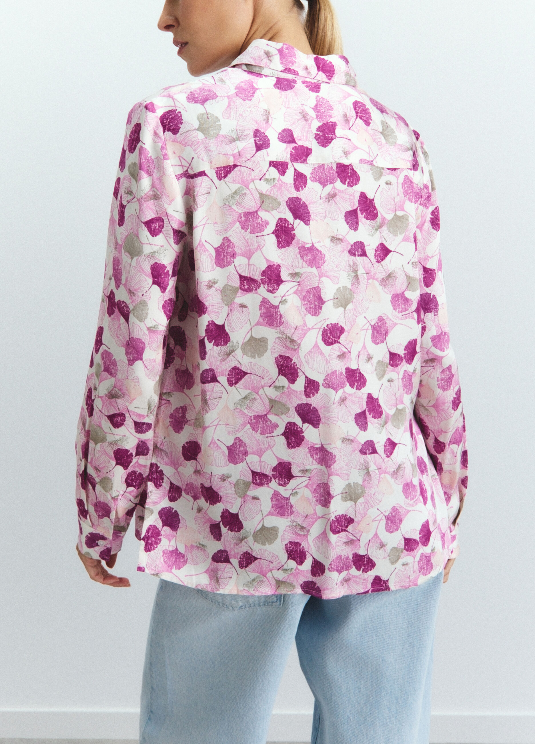 Camicia Fit Regular con colletto alla francese in raso di pura viscosa donna_2