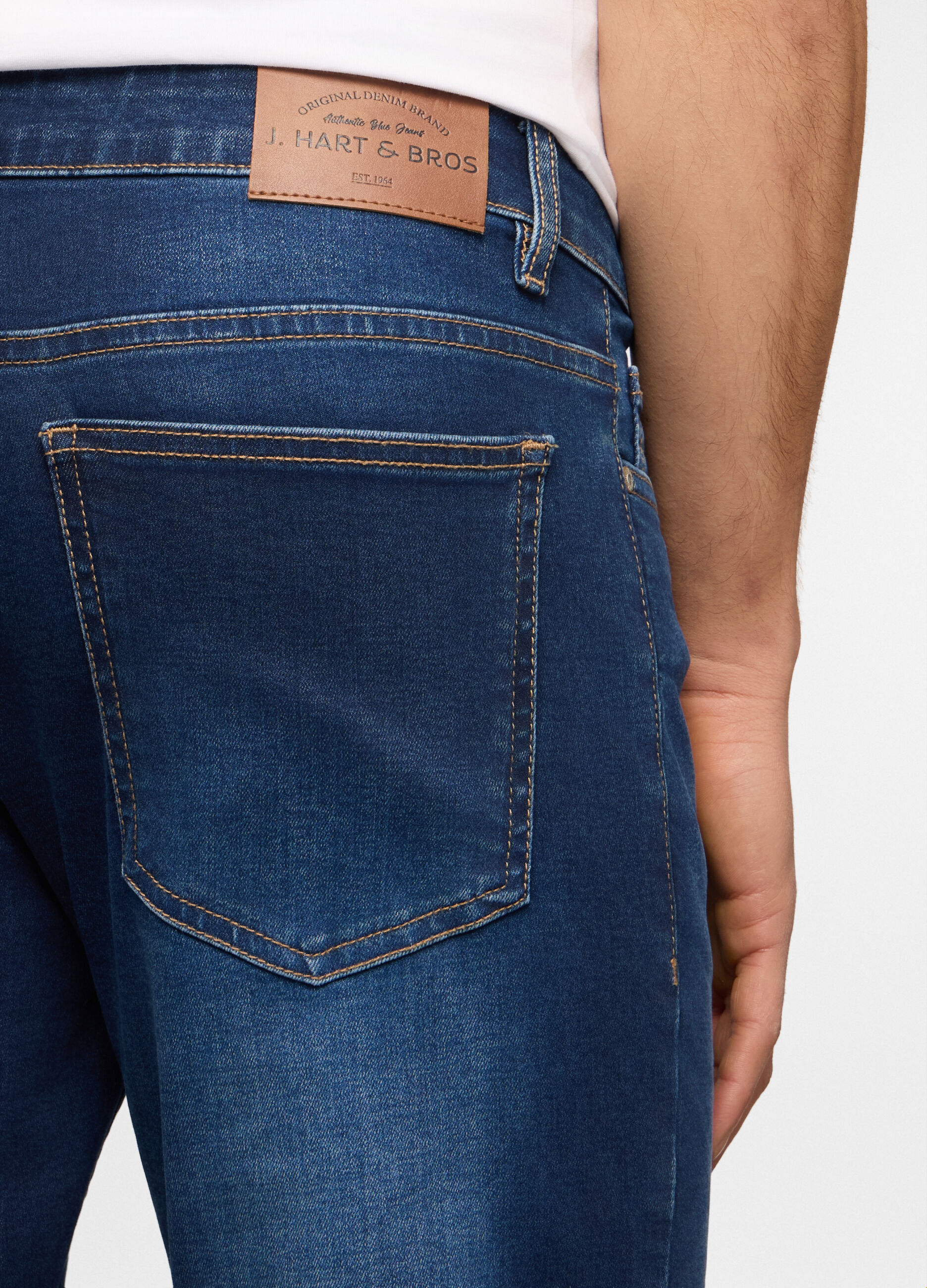 Jeans slim fit in denim stretch lavato uomo_3