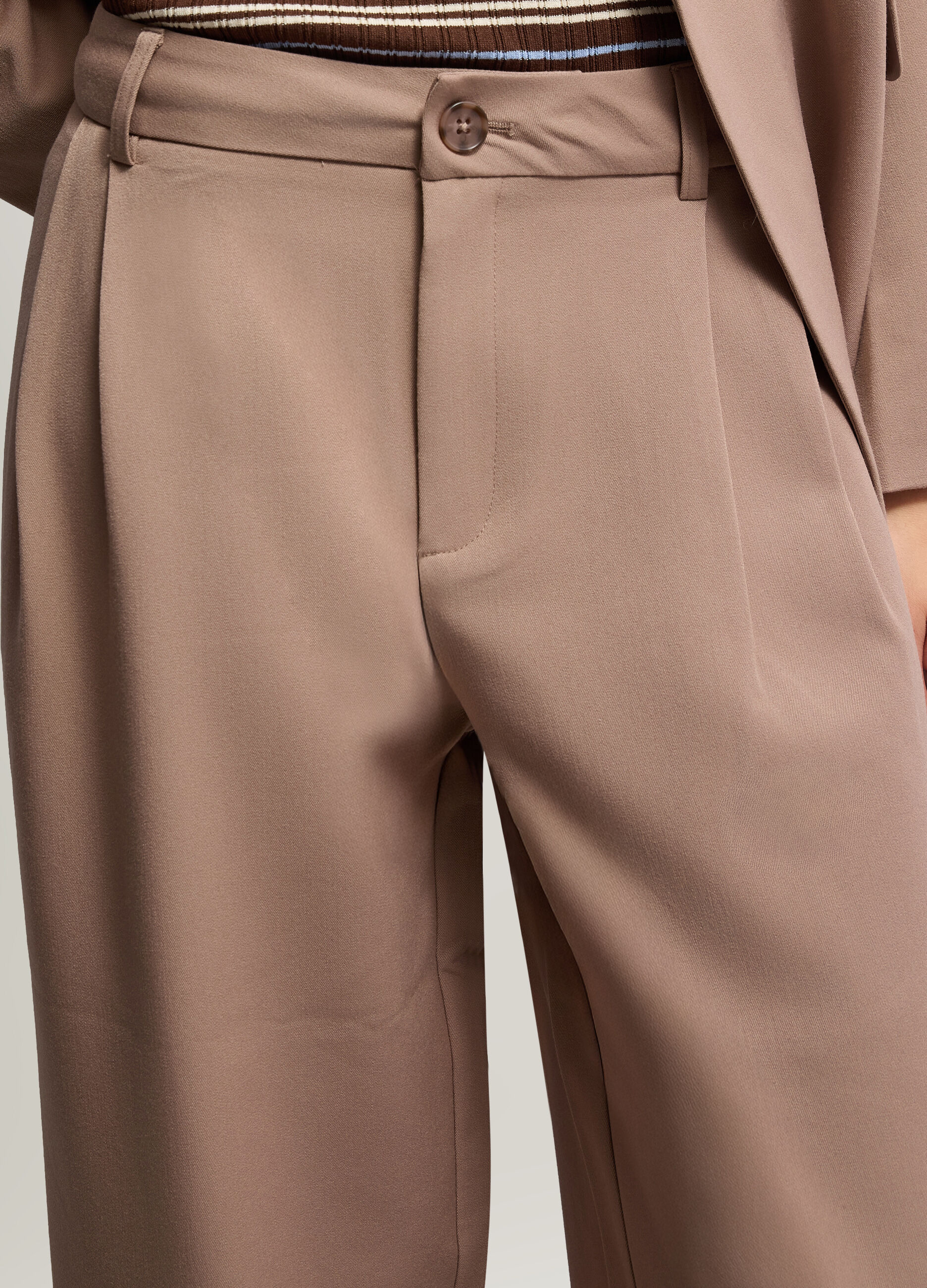 Pantaloni Straight Fit in poli-viscosa donna_3
