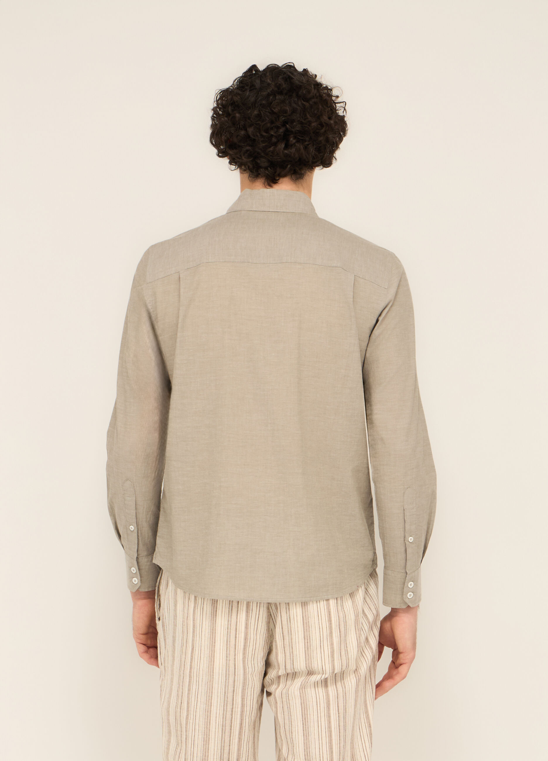 Camicia regular fit in tela di puro cotone uomo_1