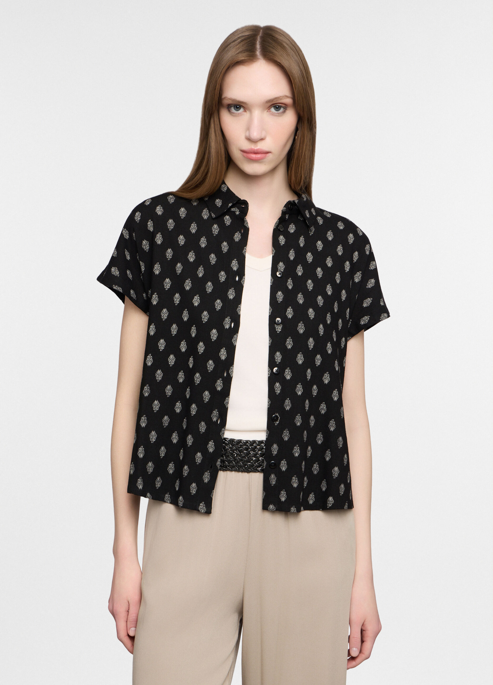 Camicia con colletto classico fit over in misto lino donna_0