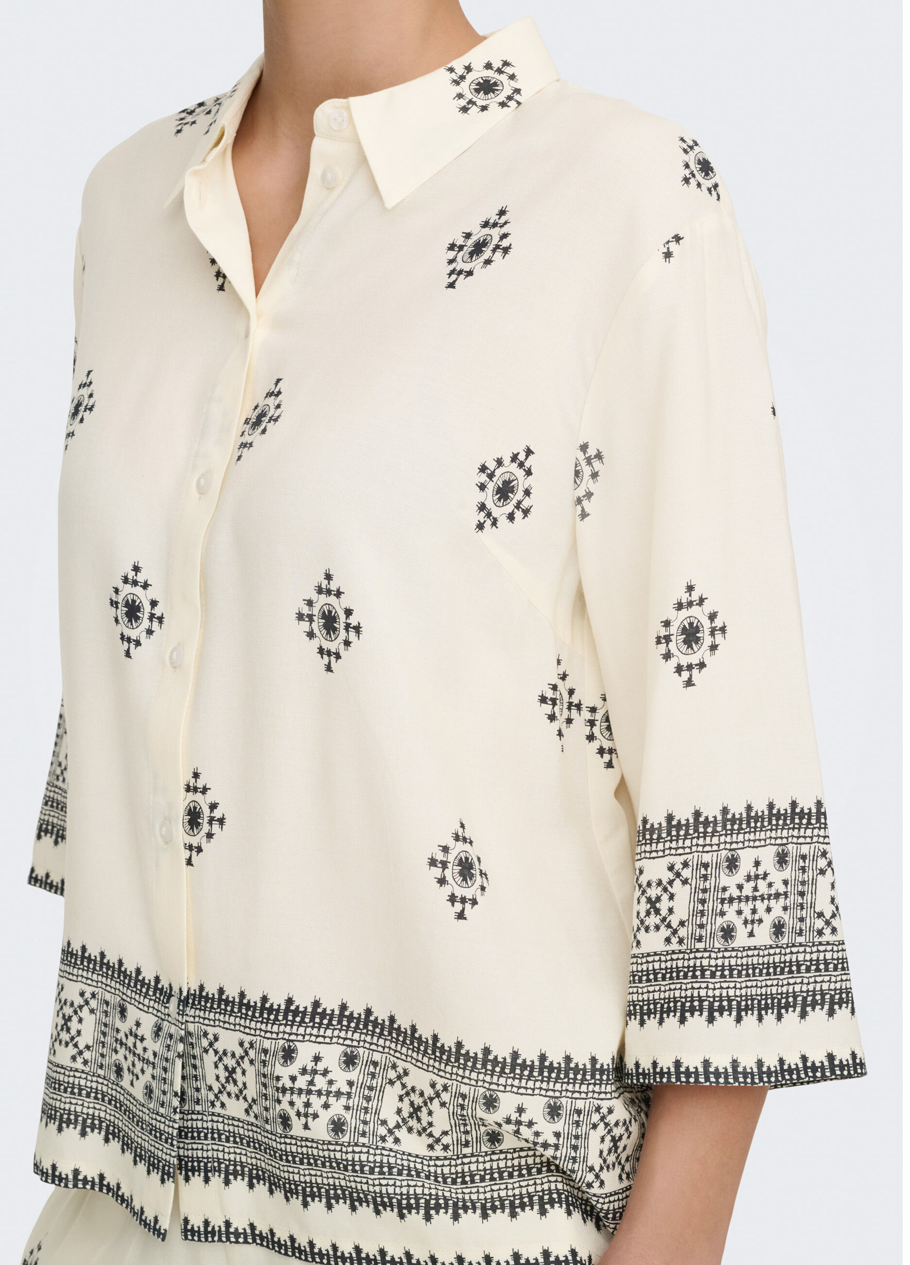 Camicia loose fit con maniche a 3/4_4