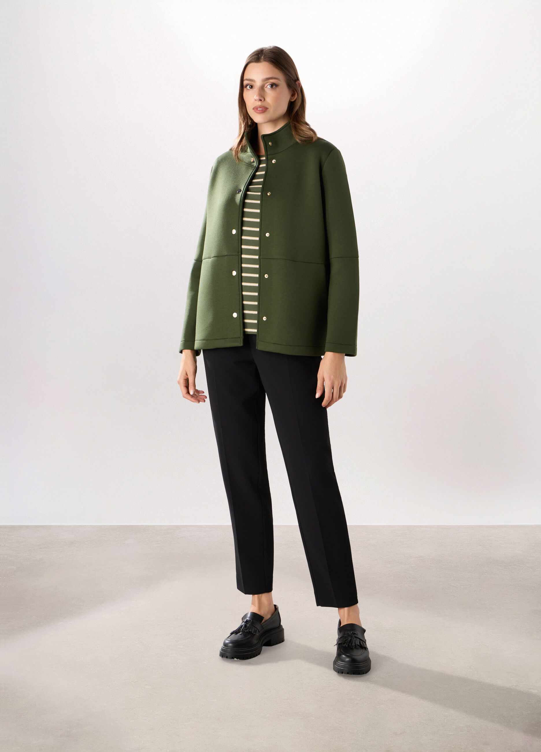 Cappotto corto in scuba a collo alto donna_0