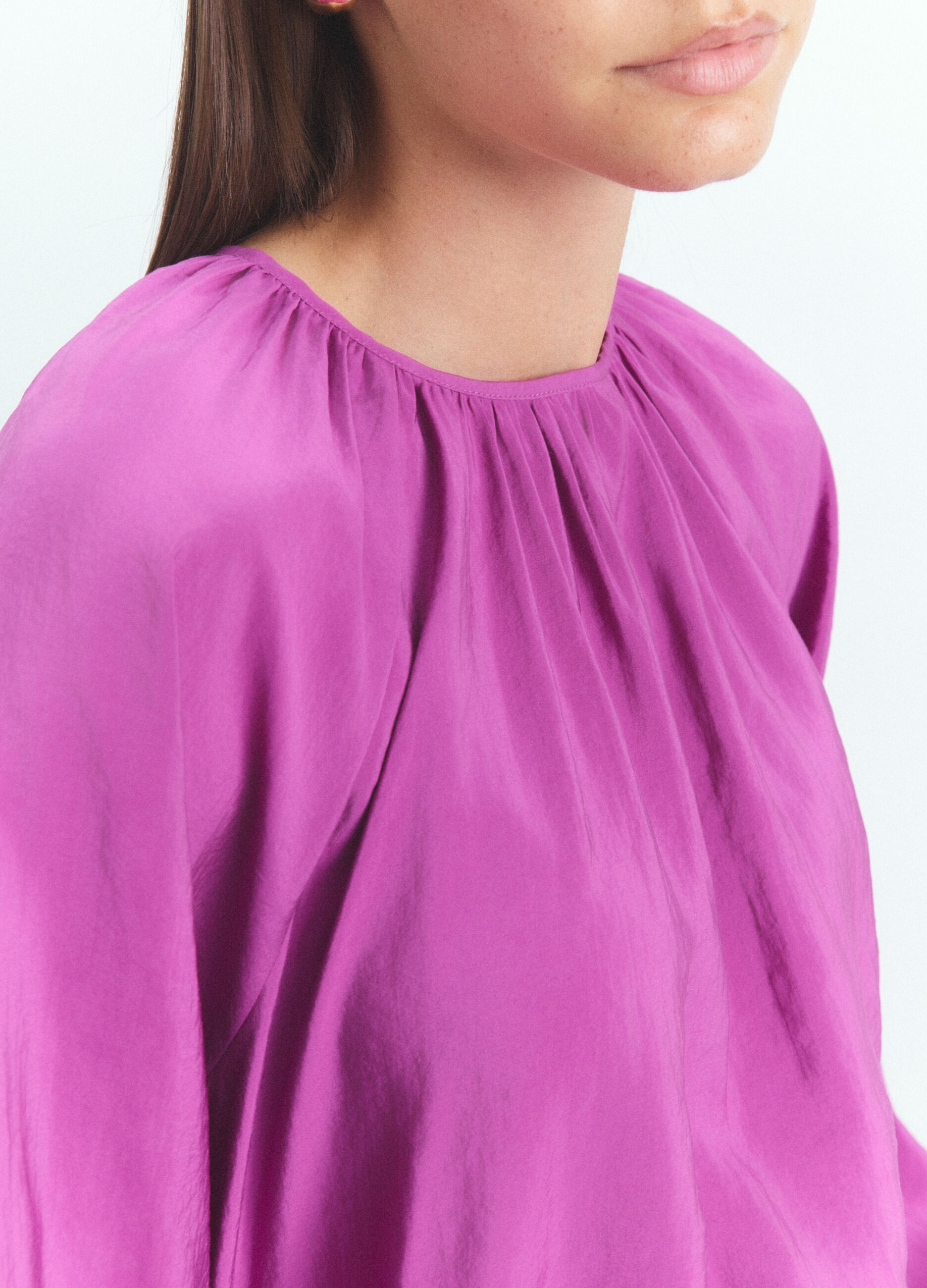 Blusa Fit Over con scollo rotondo misto modal donna_4
