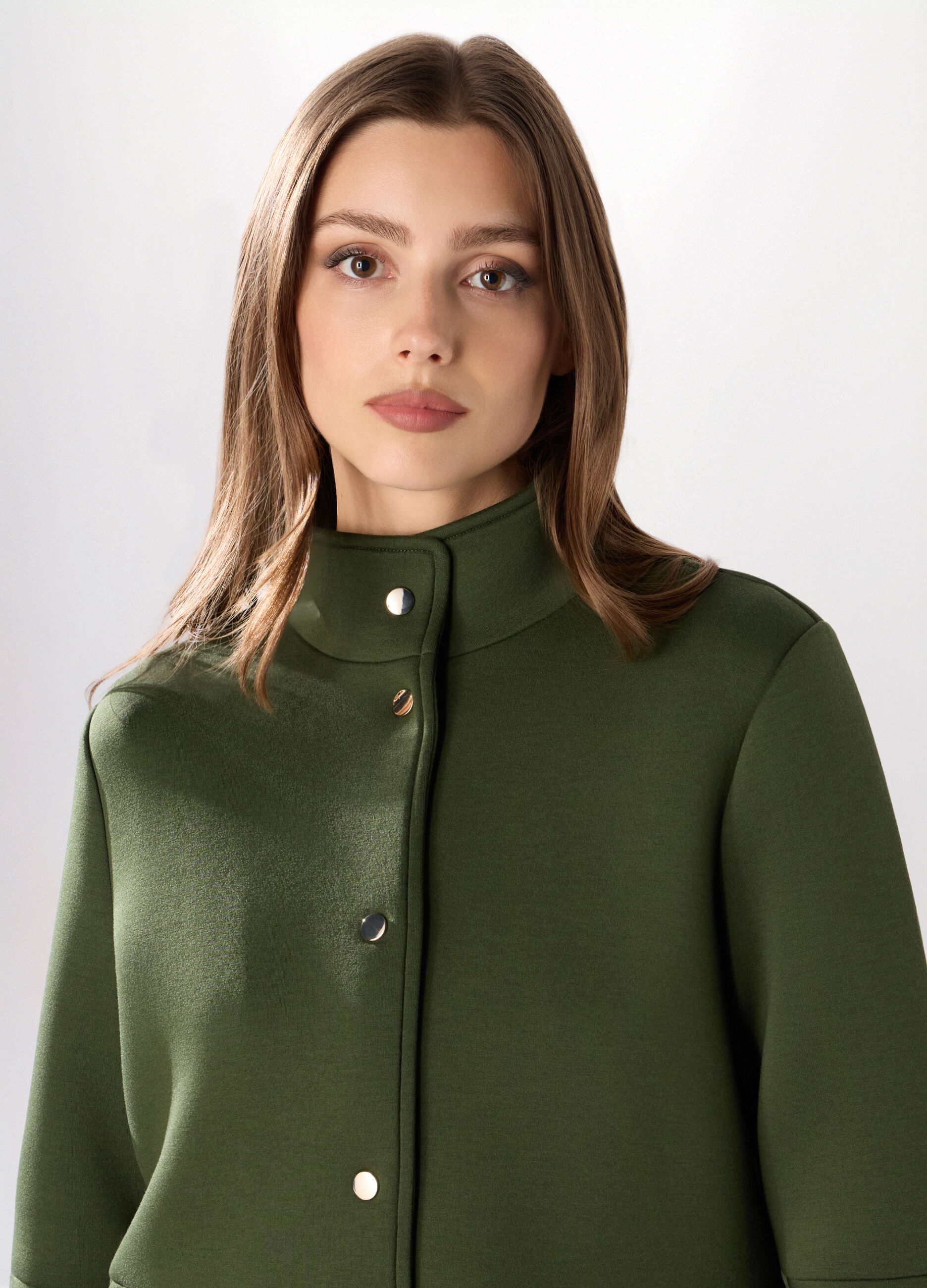 Cappotto corto in scuba a collo alto donna_2