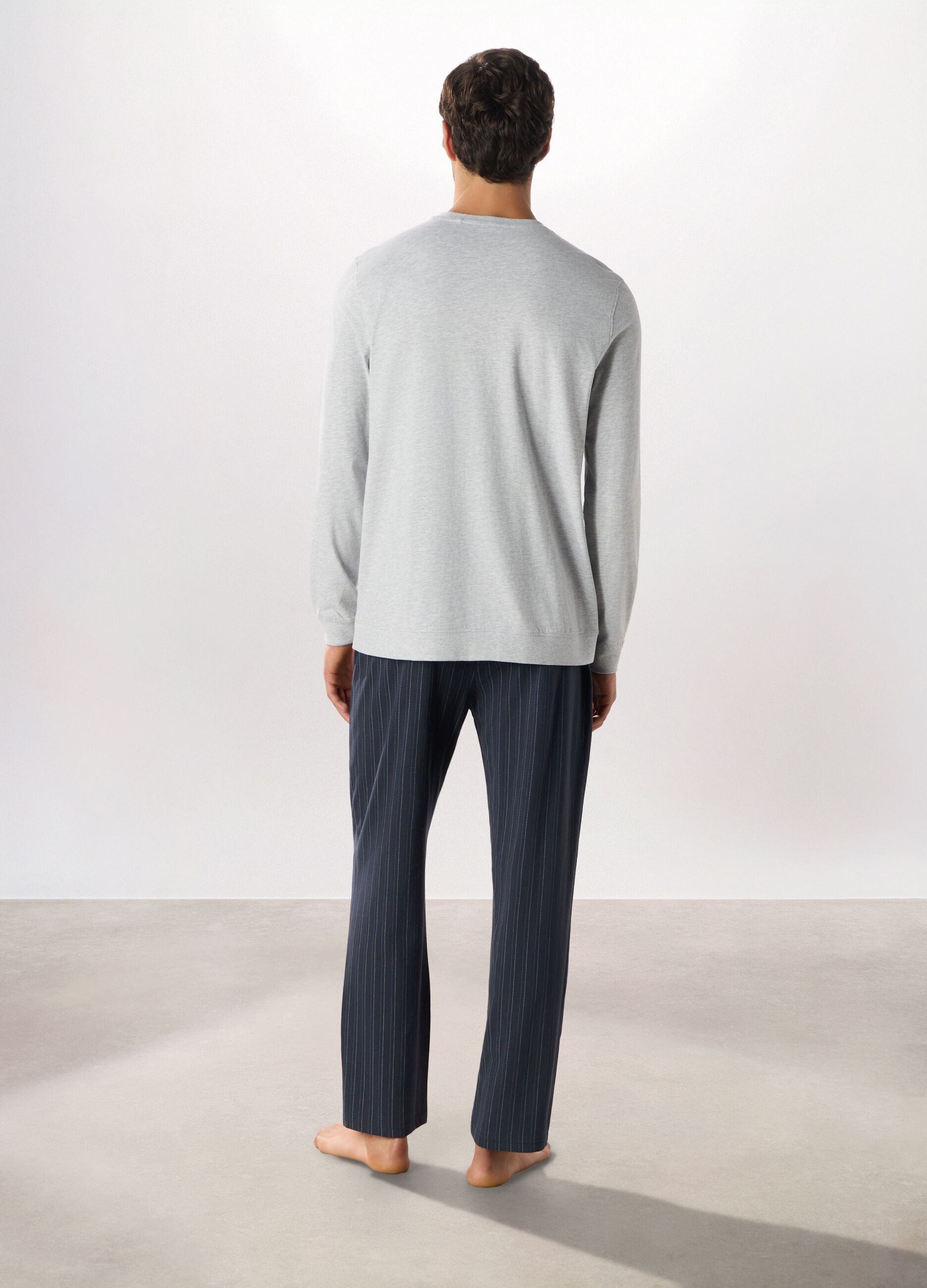 Pigiama lungo a serafino in puro cotone uomo_1