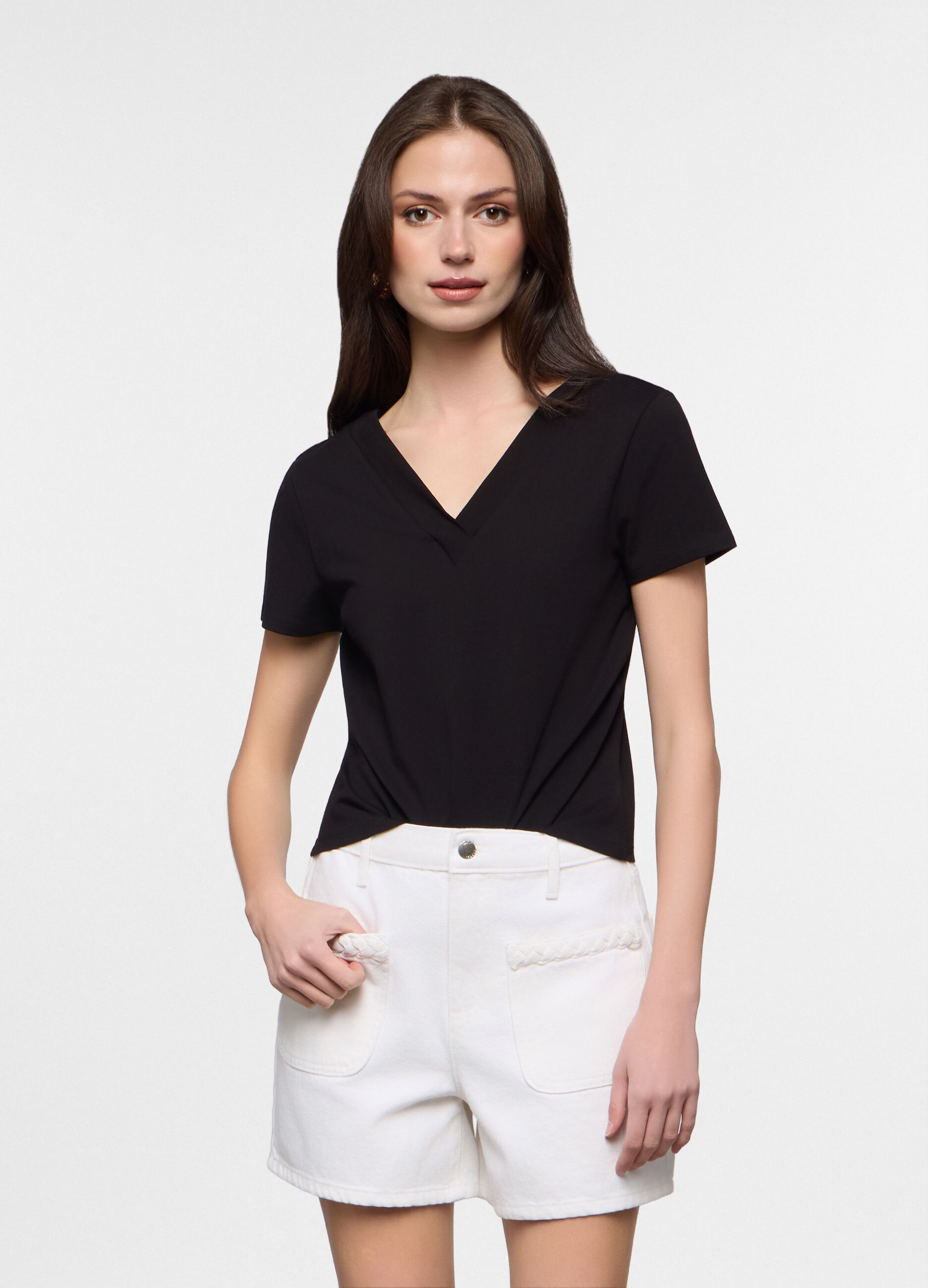 T-shirt fit slim con scollo a V stretch donna_0
