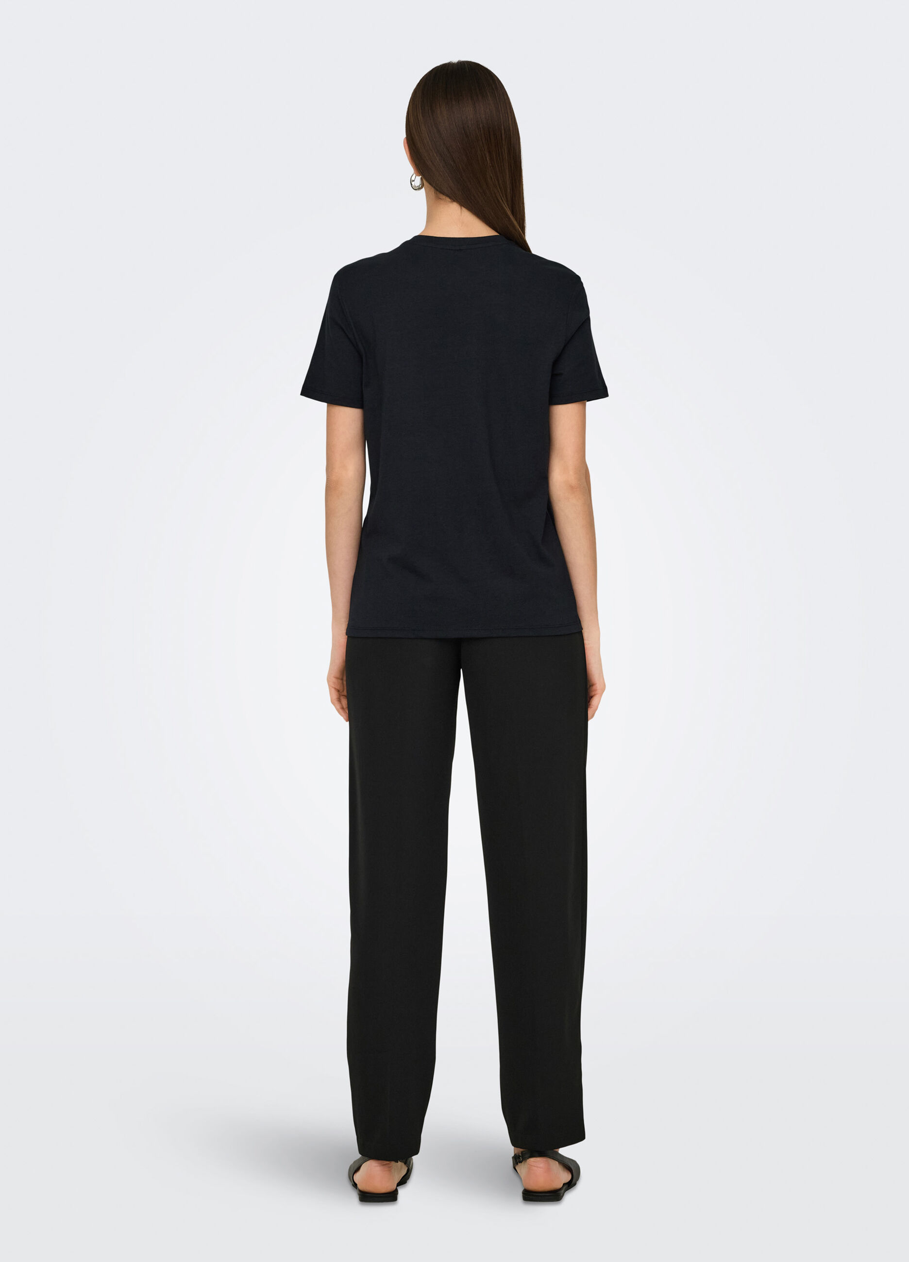 T-shirt con applicazioni donna_1