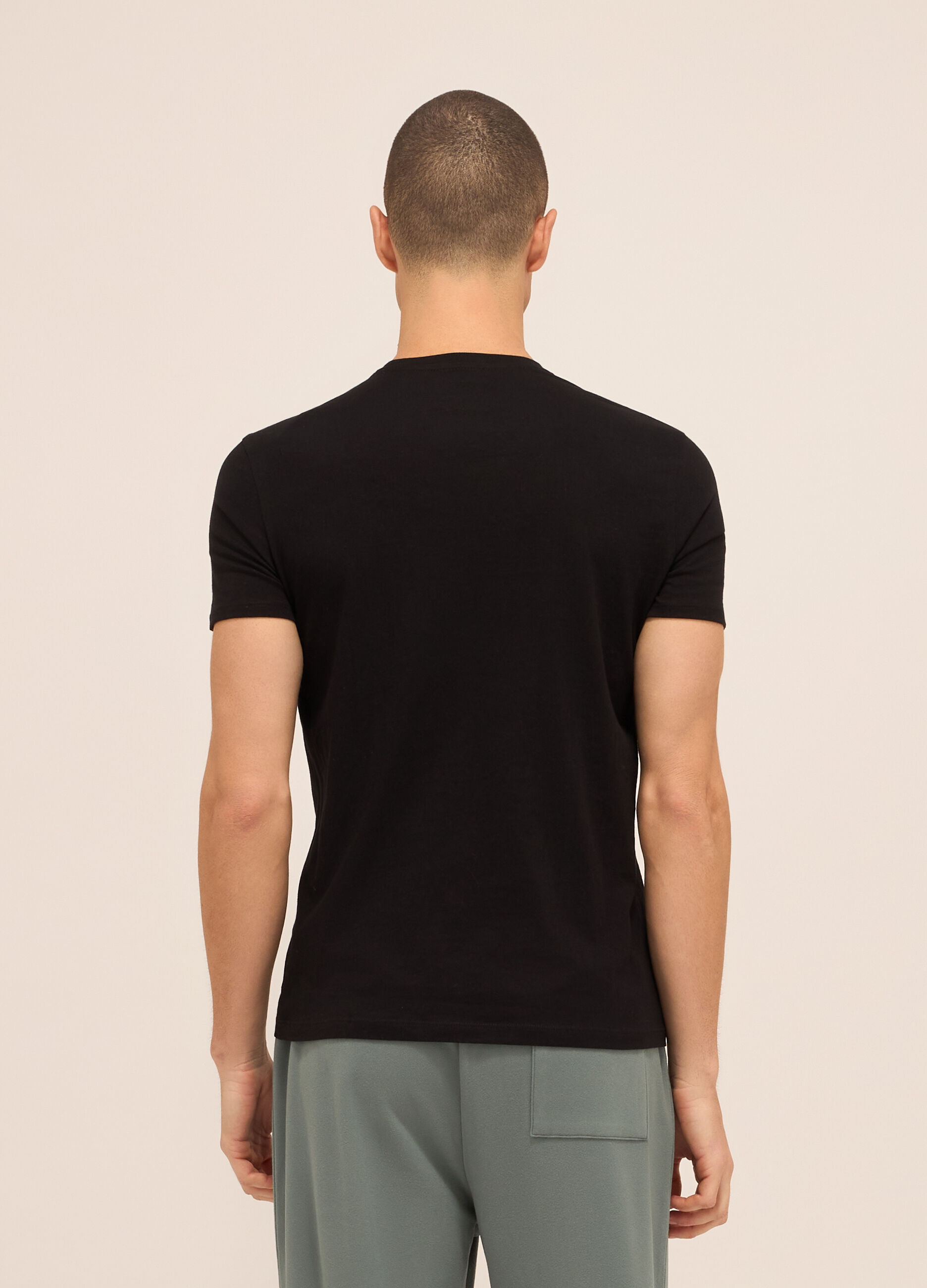 T-shirt collo a V in puro cotone uomo_1