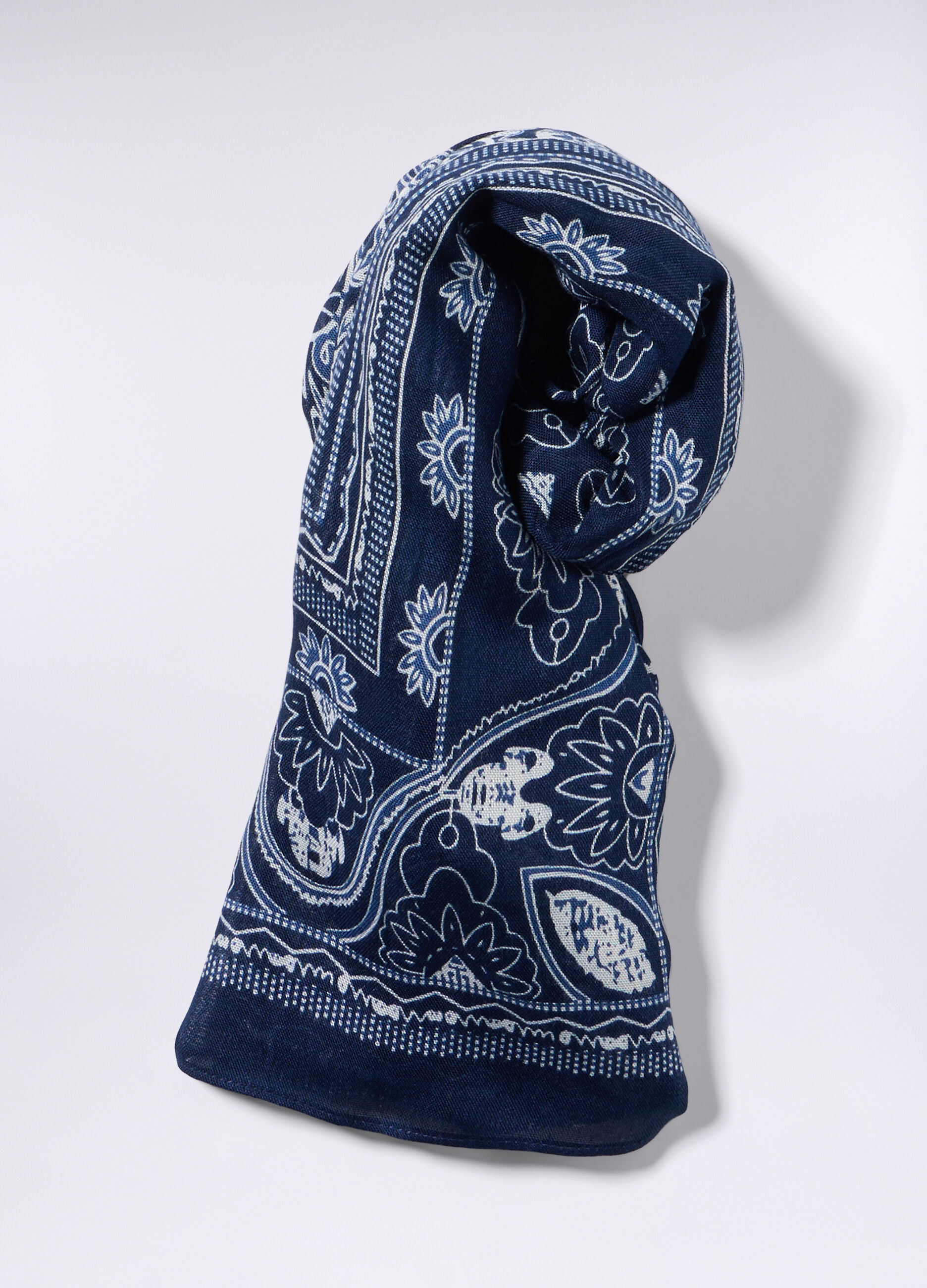 Foulard con stampa in pura viscosa donna_0