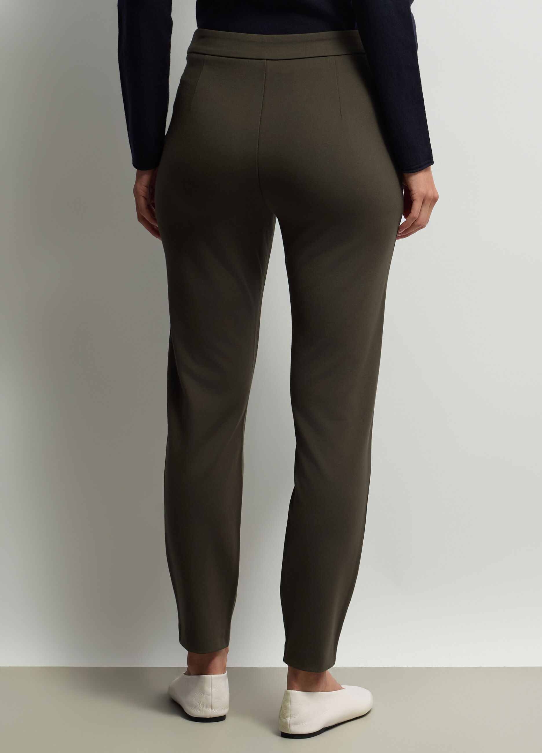 Pantaloni Fit Slim in Punto Milano di misto viscosa stretch donna_2