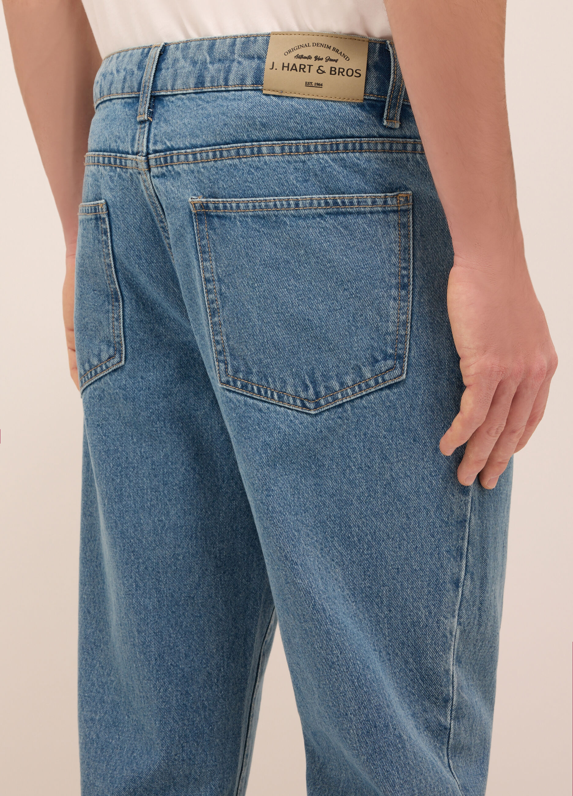 Jeans 5 tasche regular fit in denim di puro cotone uomo_3