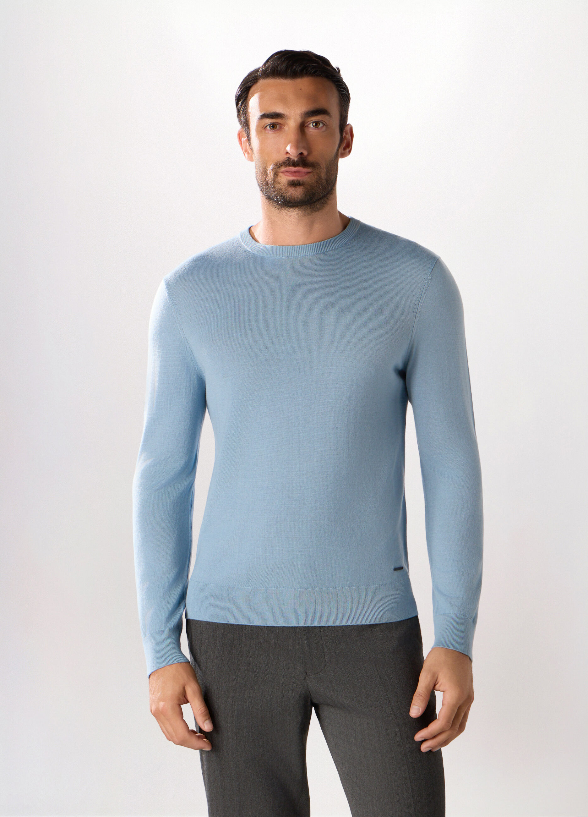 Maglione girocollo in lana merino uomo_0