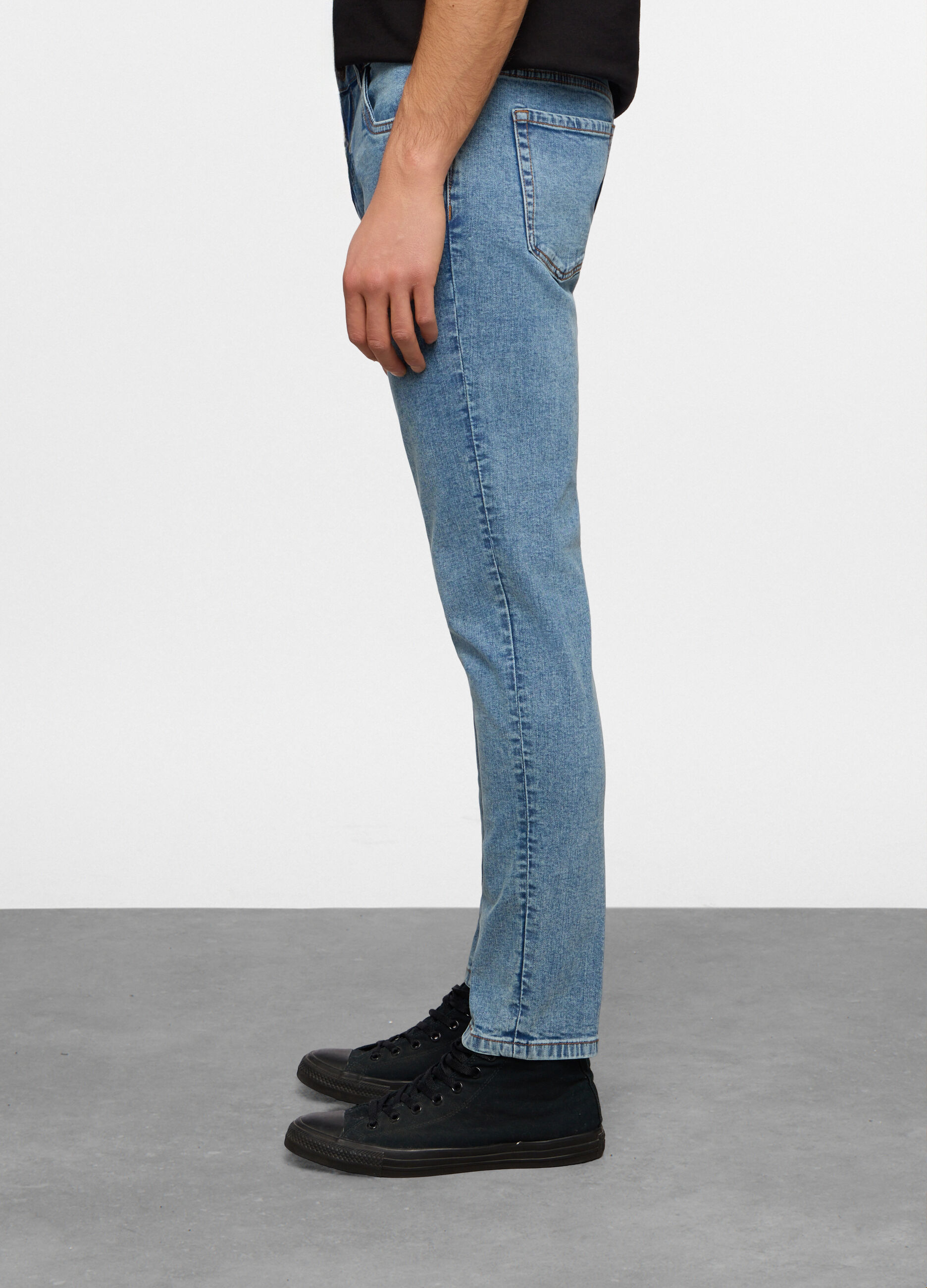 Jeans 5 tasche skinny fit in denim uomo_2