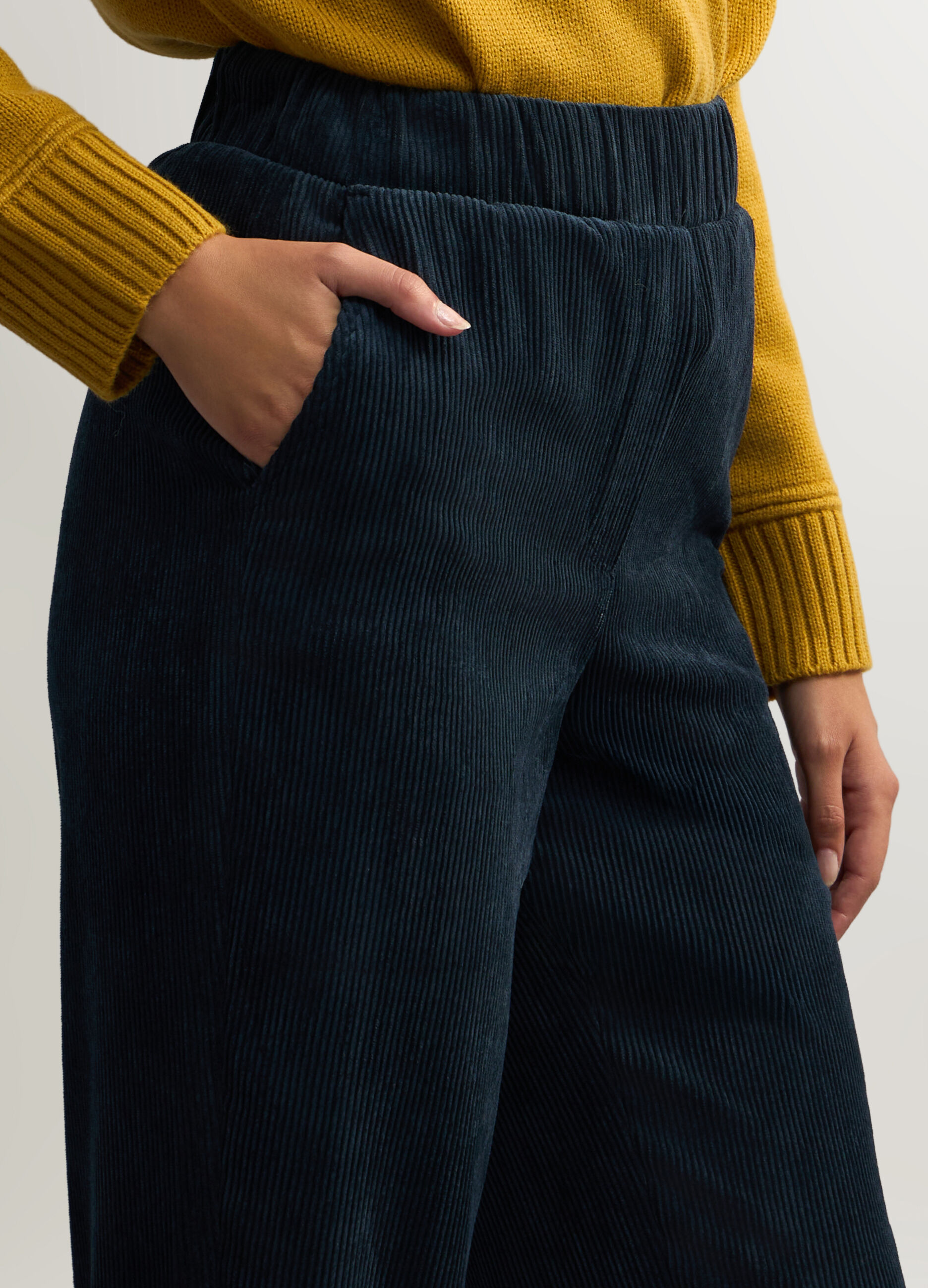 Pantaloni Straight Fit in velluto a coste donna_3