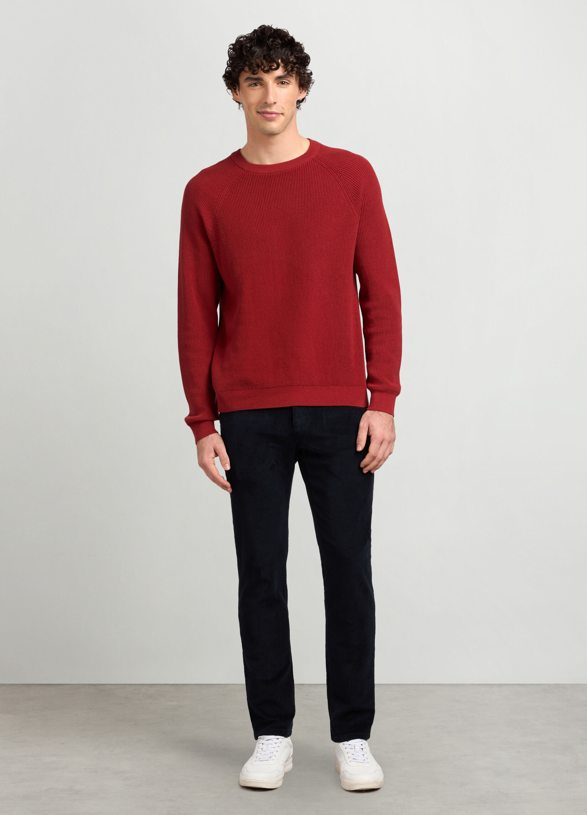 Pantaloni chino slim fit in velluto a coste uomo_0