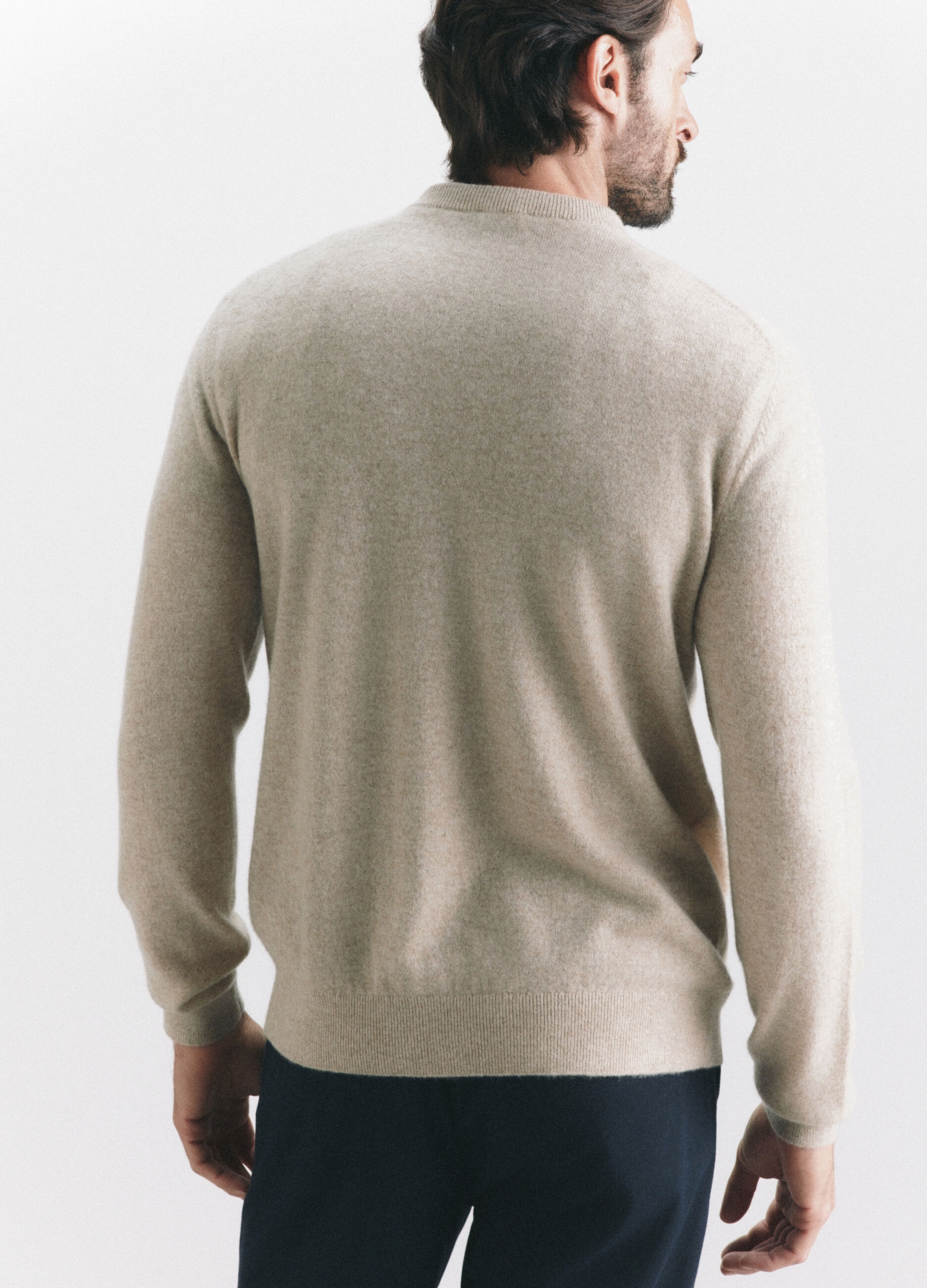 Maglione girocollo in cashmere uomo_2