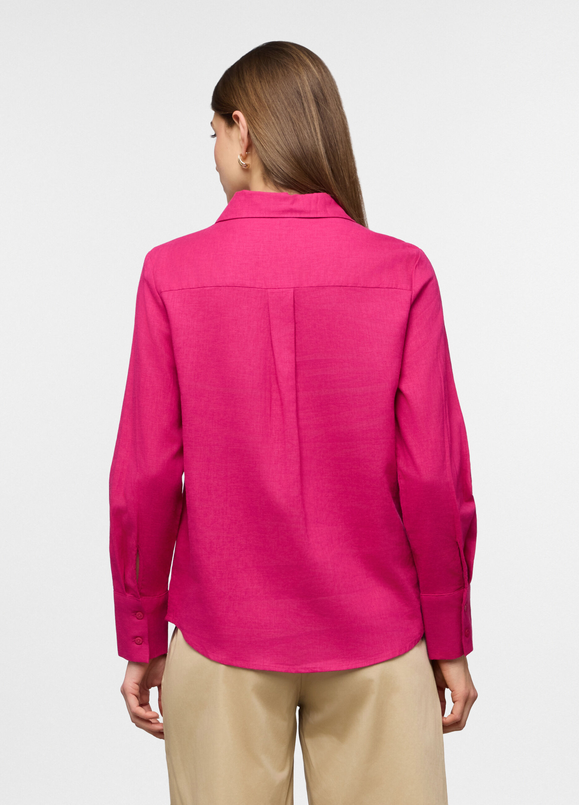 Camicia fit regular con colletto alla francese misto lino donna_1