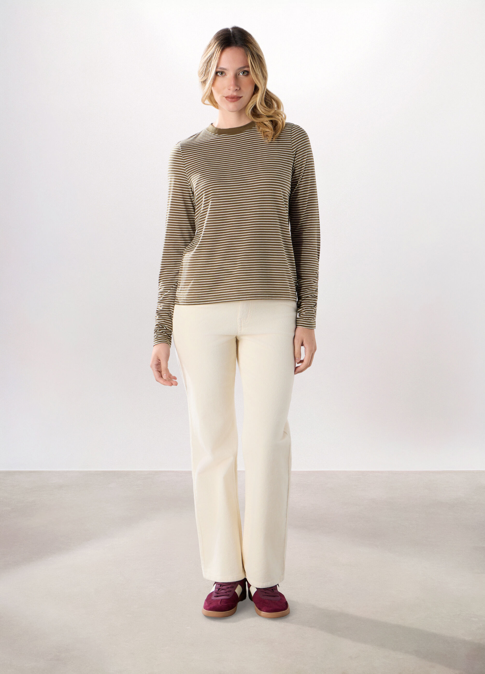 Pantaloni a coste di cotone stretch donna_0