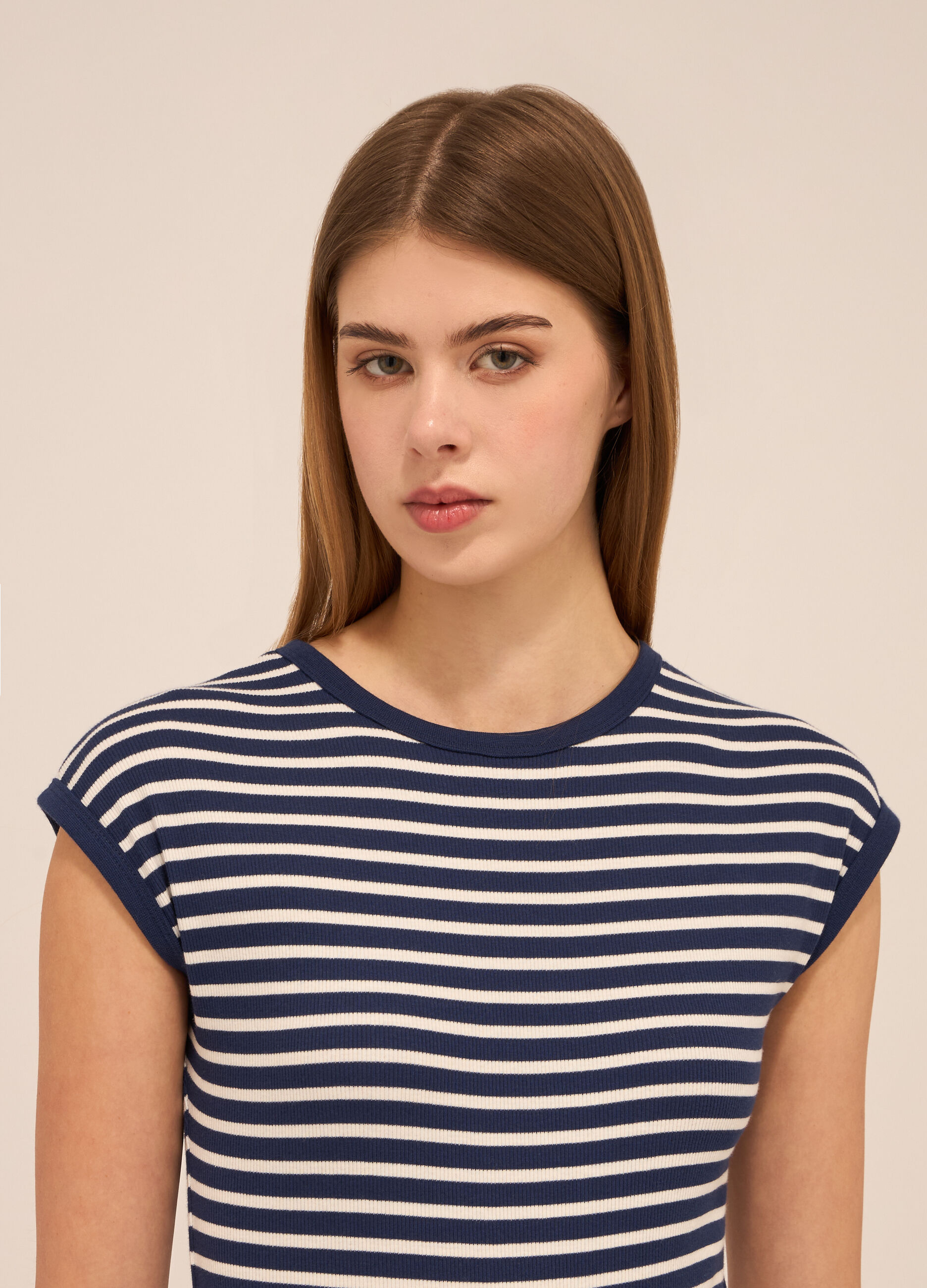T-shirt in costina di cotone stretch donna_2