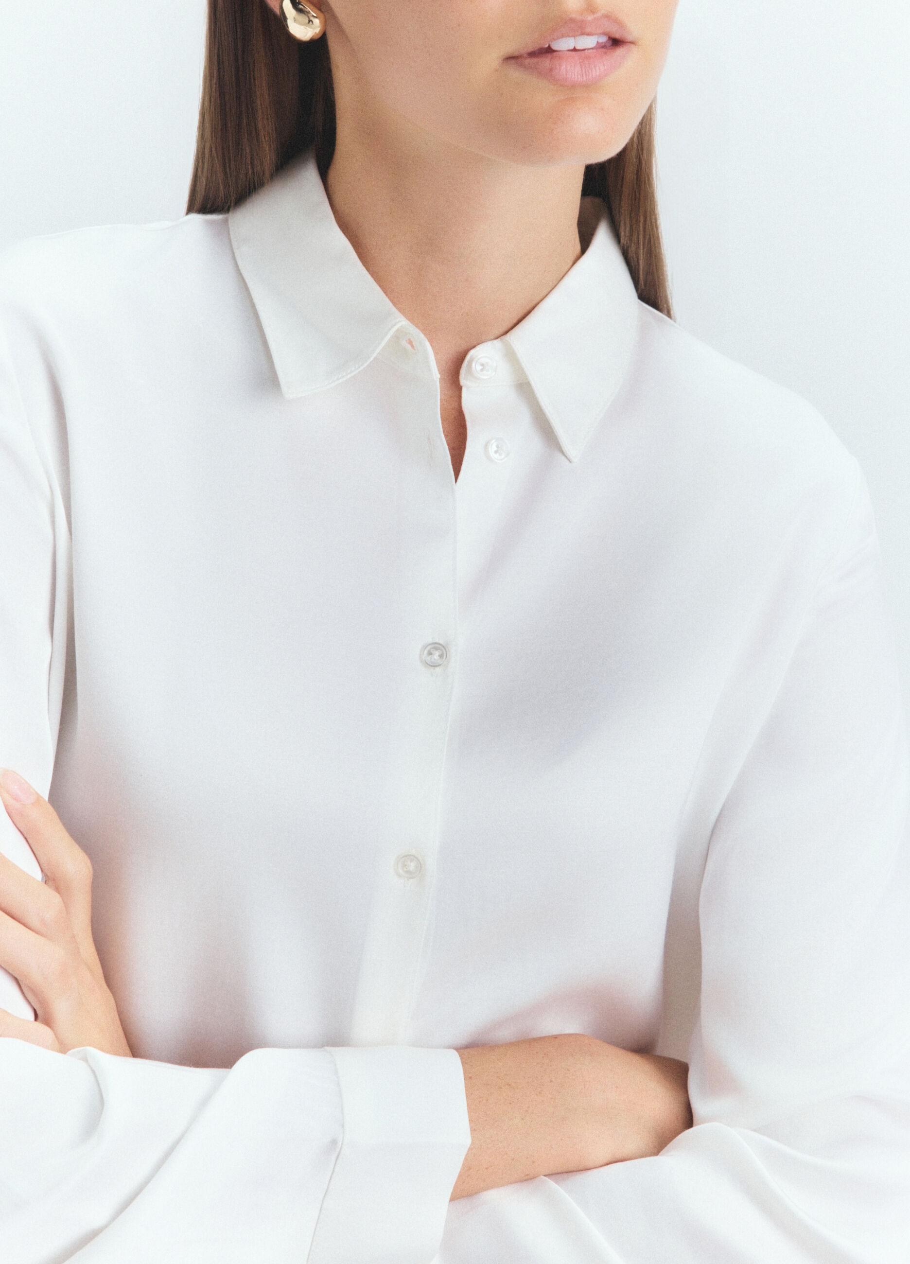 Camicia Fit Regular con colletto alla francese in raso di pura viscosa donna_3