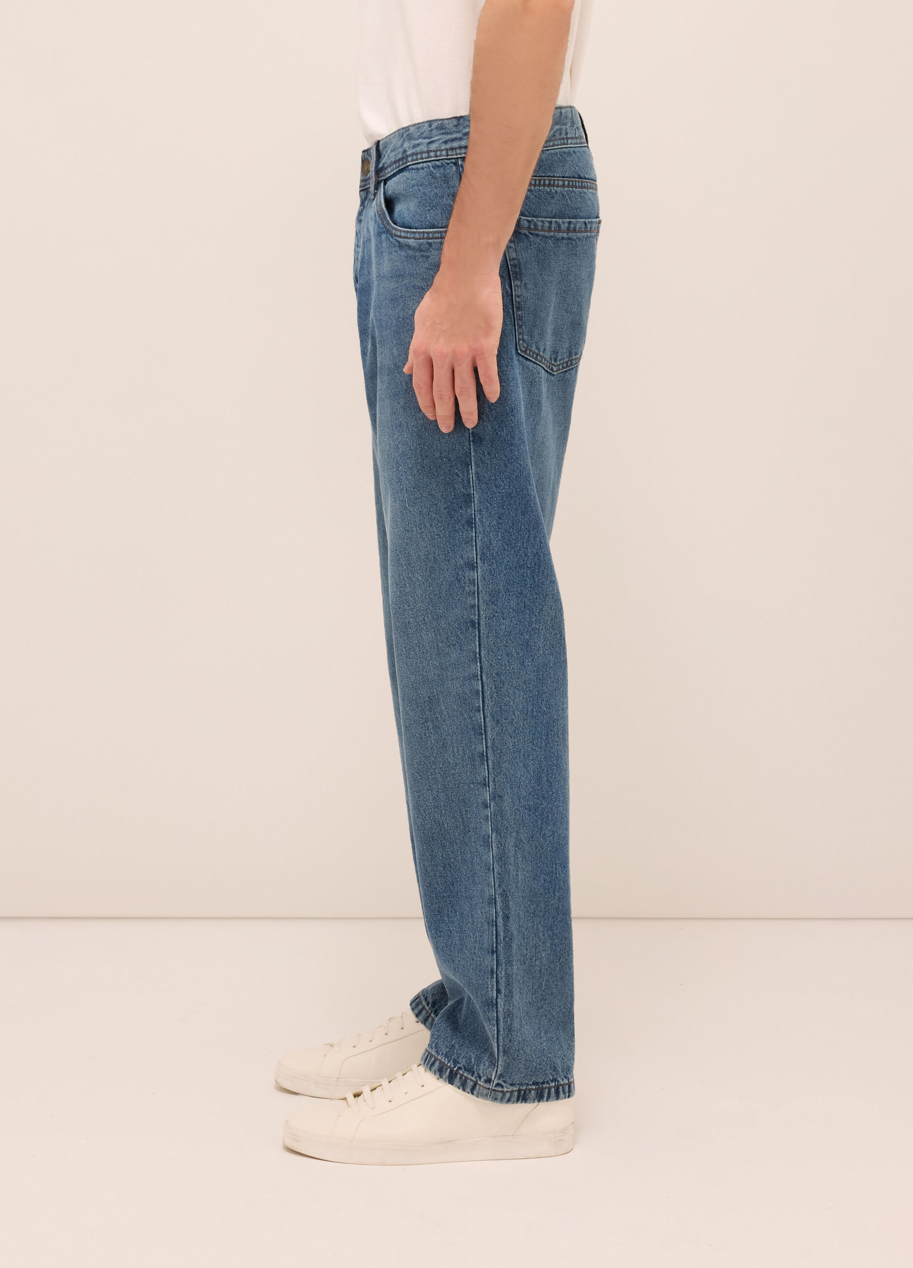 Jeans 5 tasche baggy fit in denim di cotone uomo_2