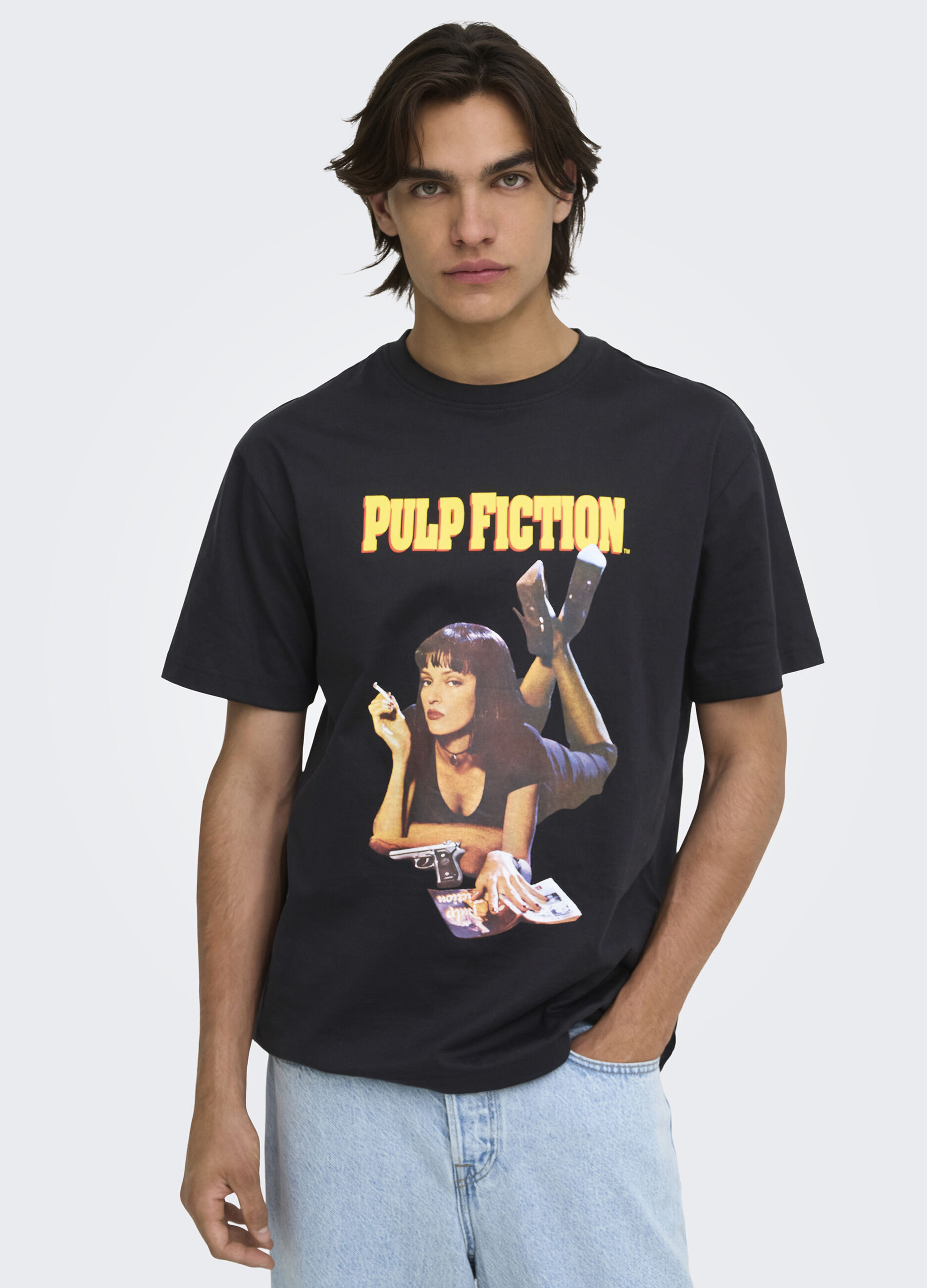 T-shirt girocollo con stampa Pulp Fiction uomo_4