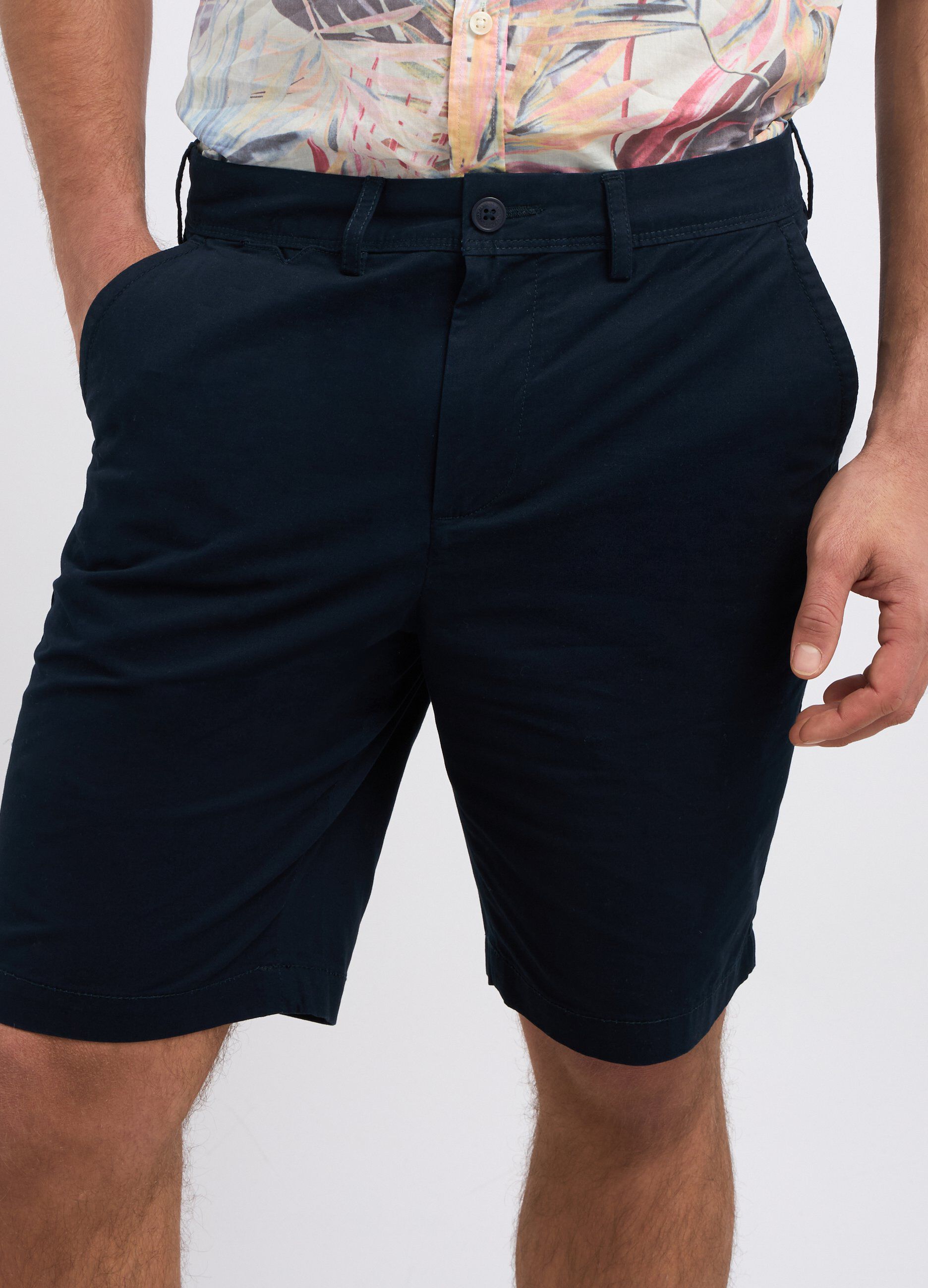 Shorts chino in puro cotone uomo_2