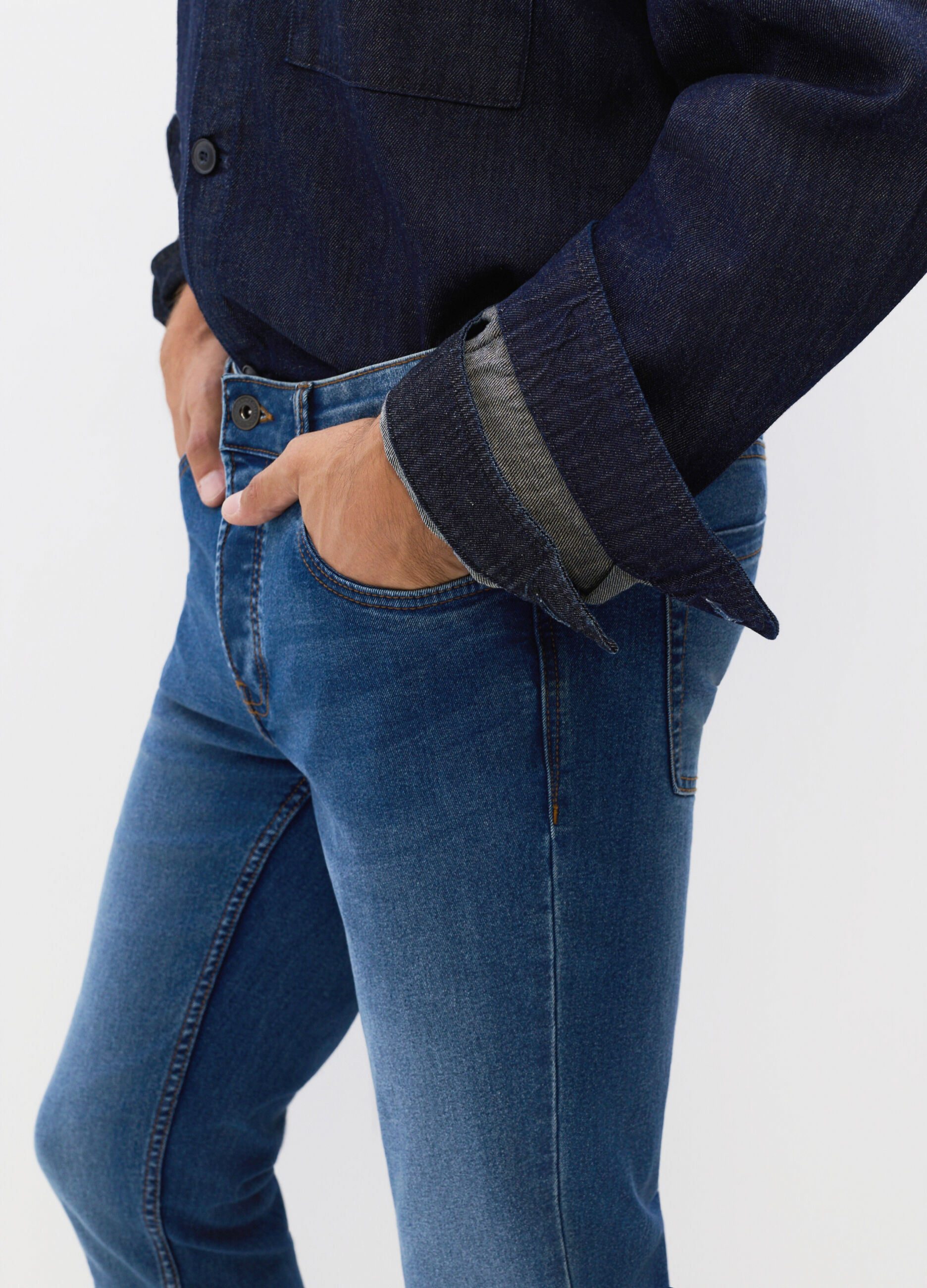 Jeans skinny fit in denim di cotone stretch uomo_3