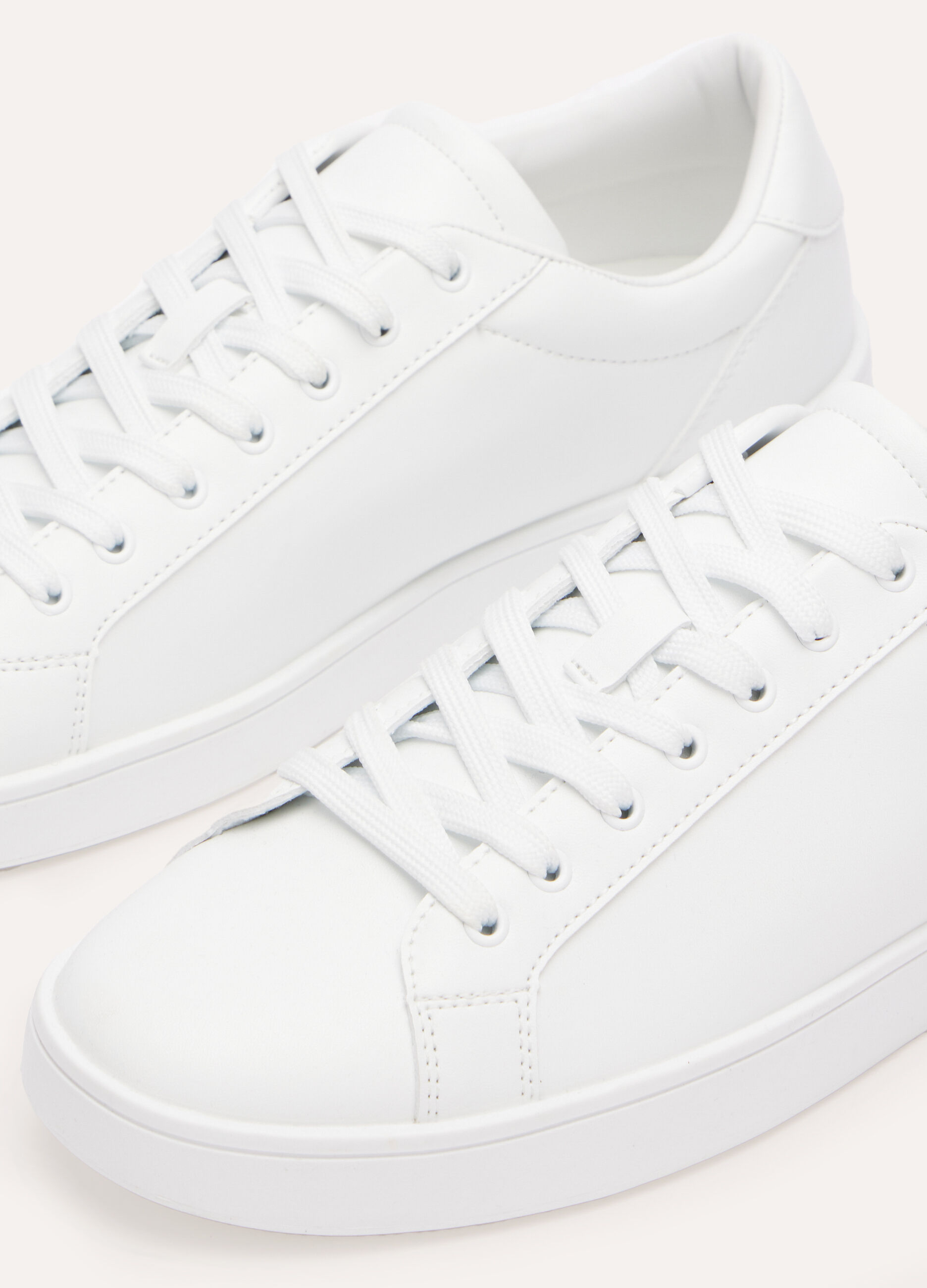 Sneaker con lacci uomo