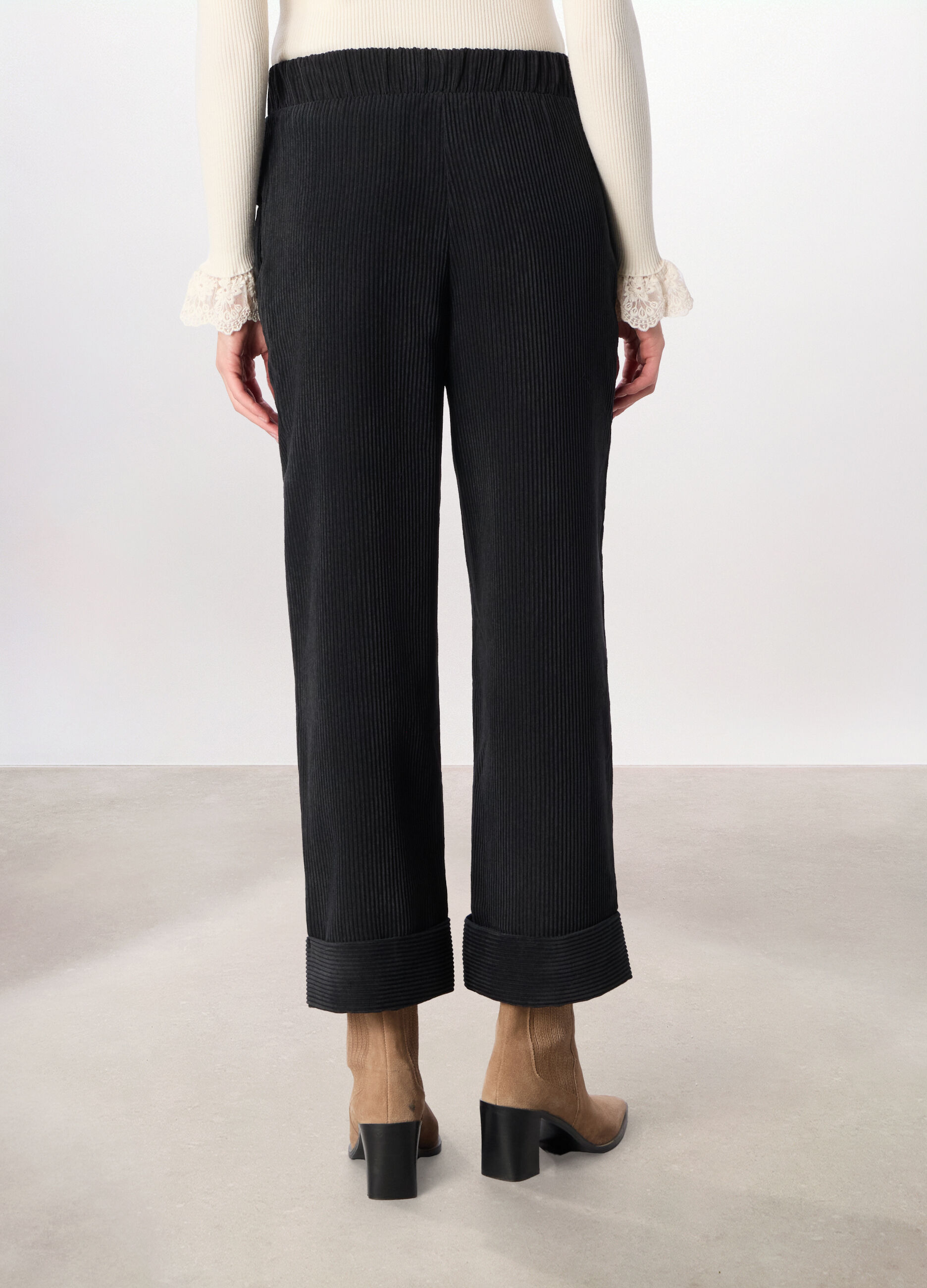 Pantaloni in velluto a coste donna_1