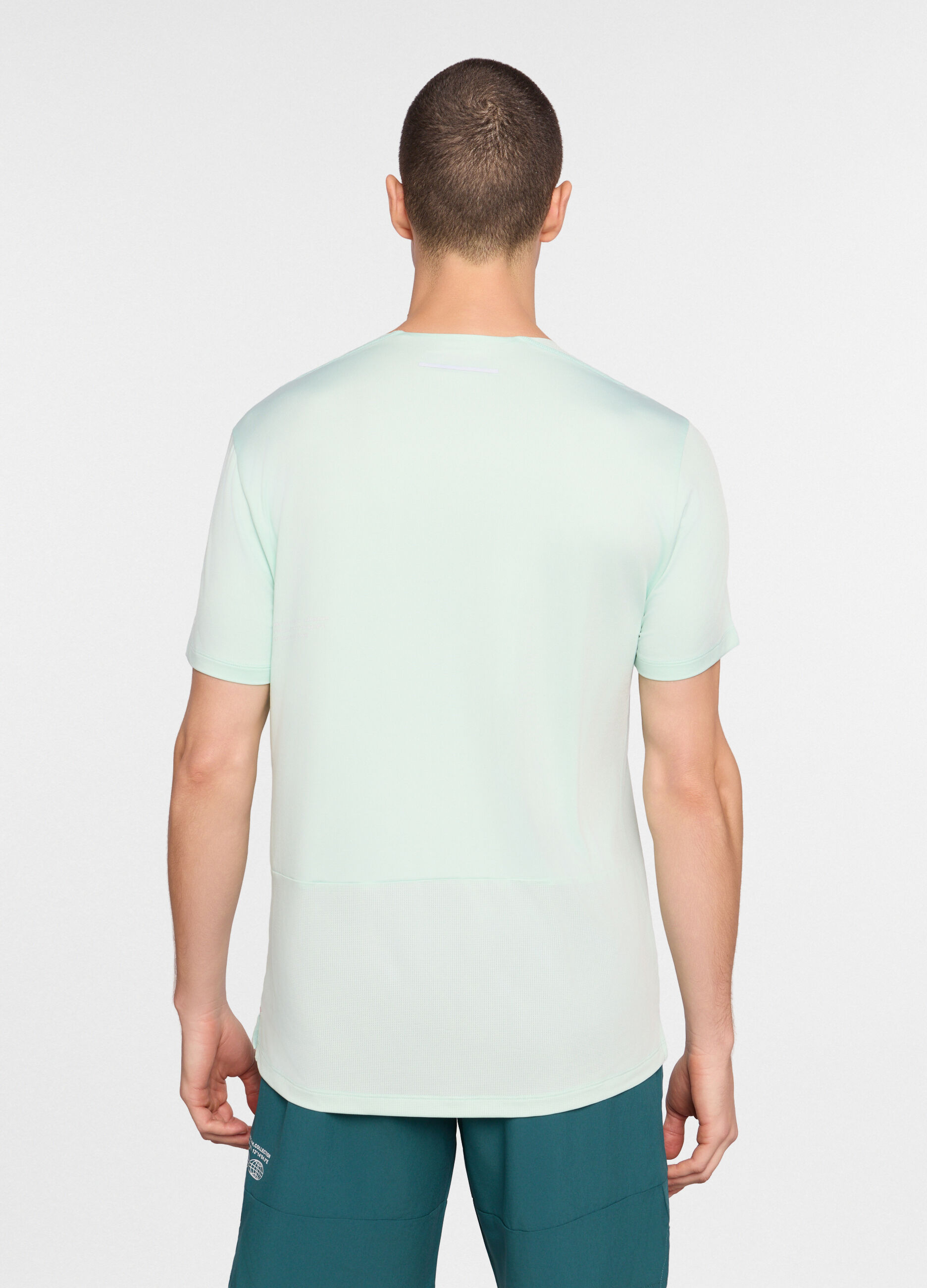 T-shirt sportiva in mesh uomo_1