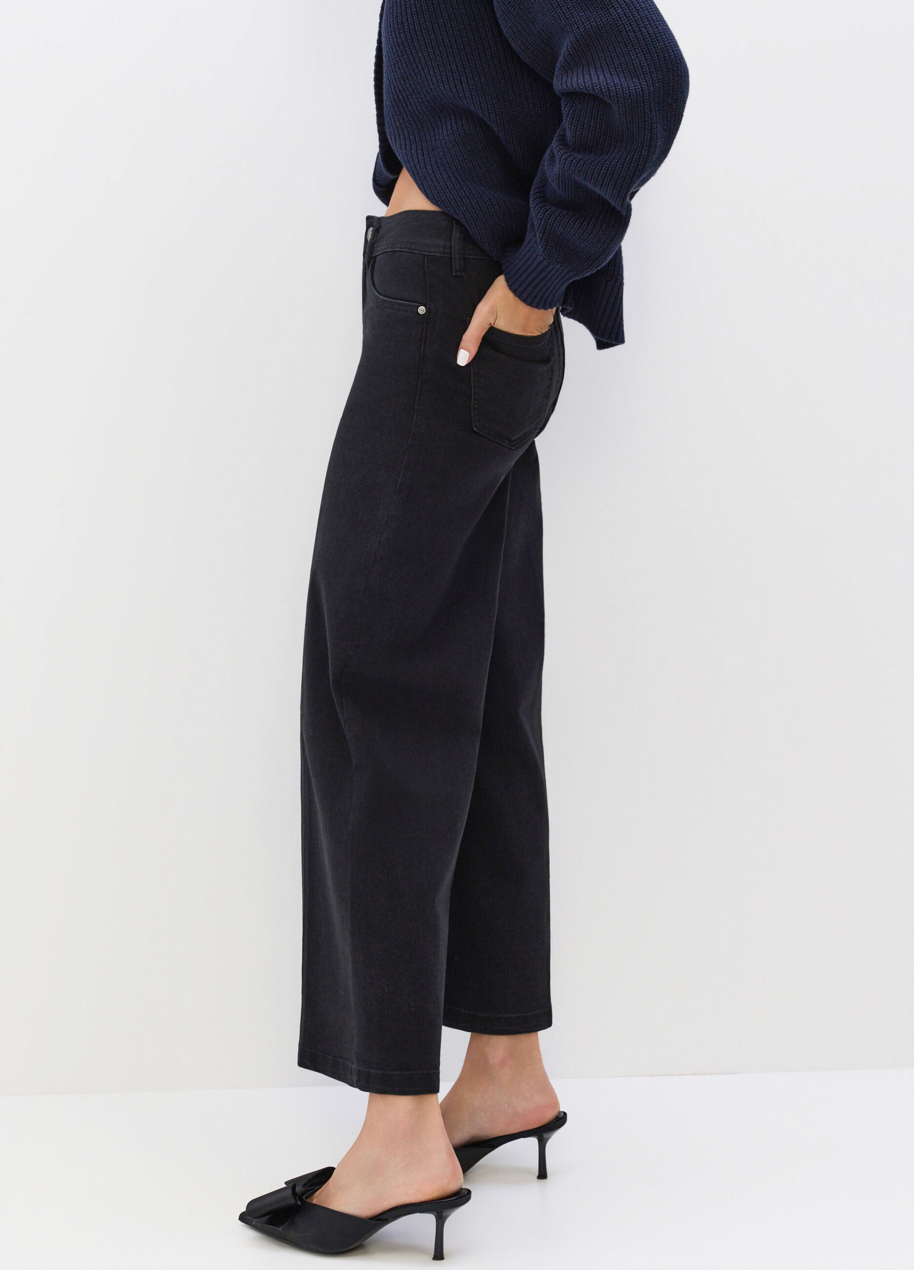 Pantaloni Culotte Fit in denim stretch misto cotone donna_2