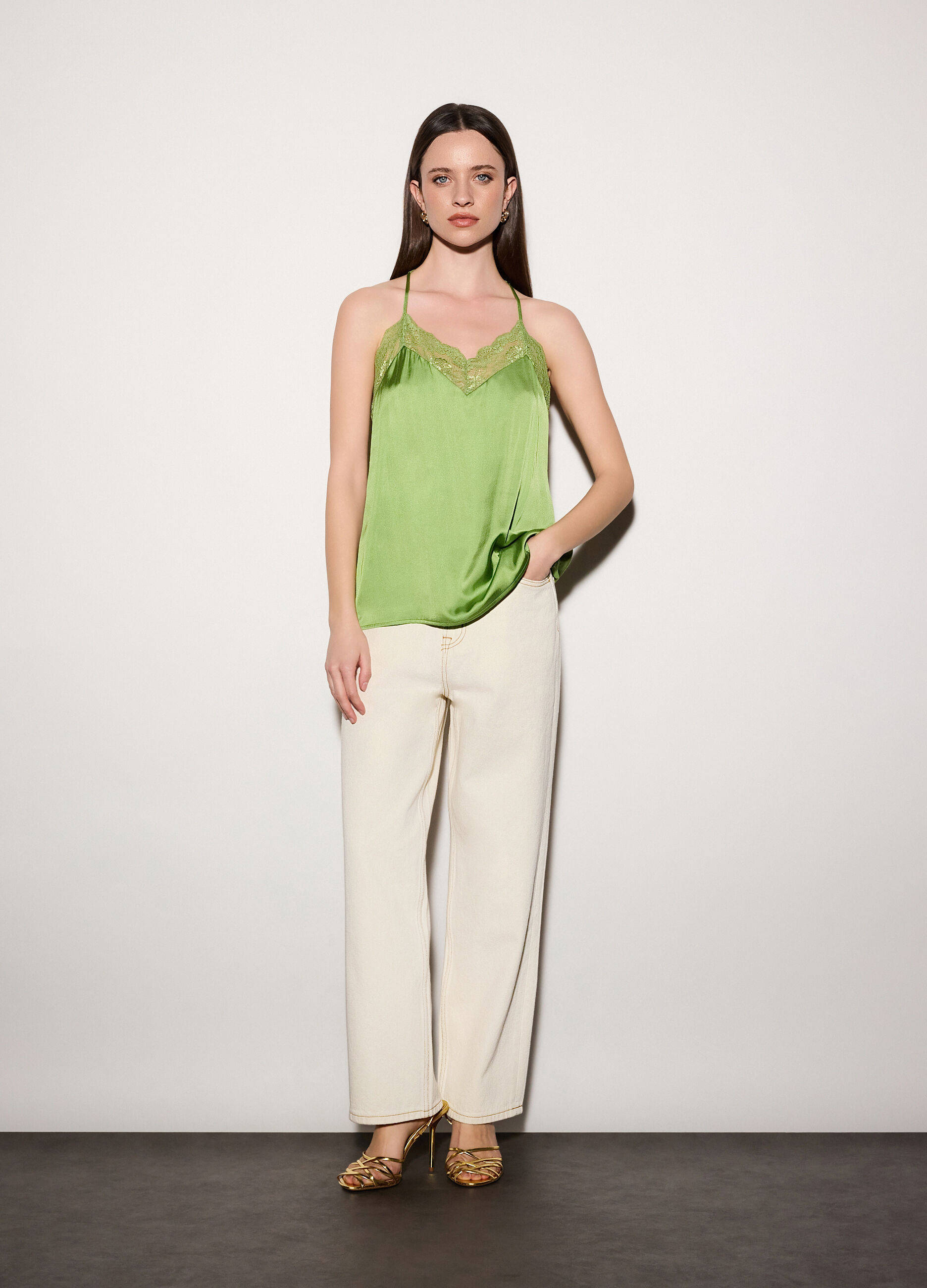 Top con scollo a V in raso e pizzo donna_0