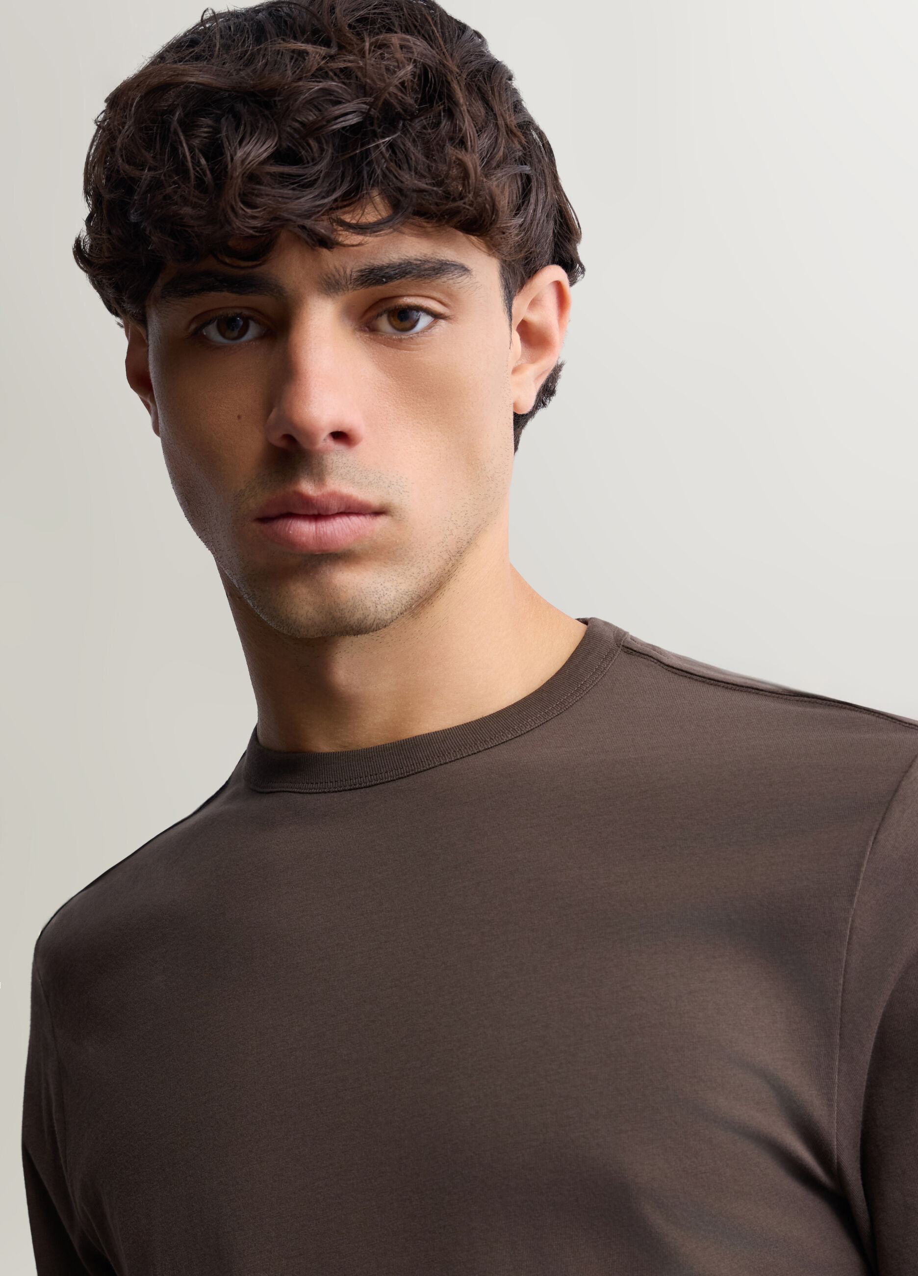 Maglia girocollo a maniche lunghe in cotone uomo_2