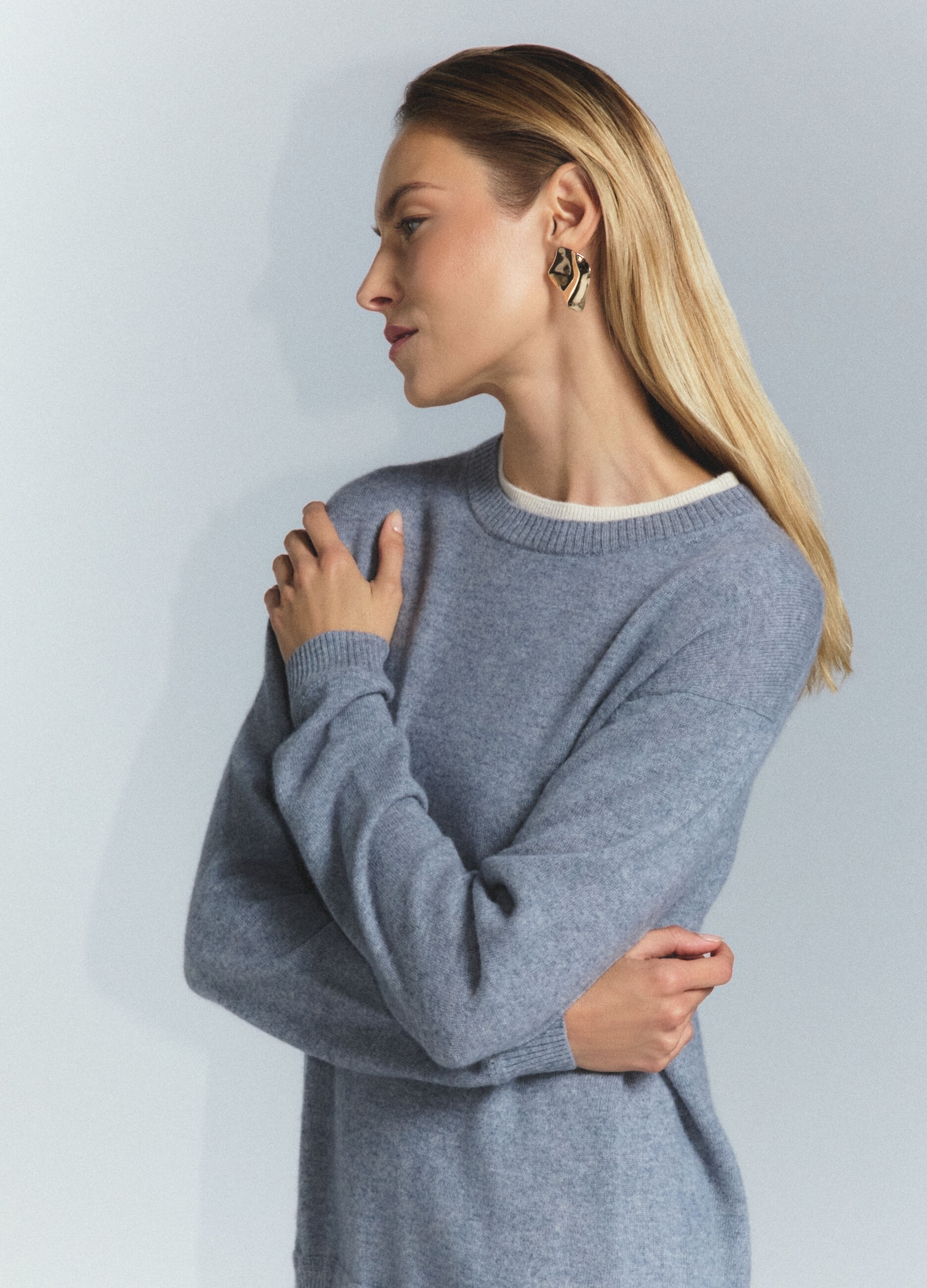Pullover girocollo in puro cashmere donna_3