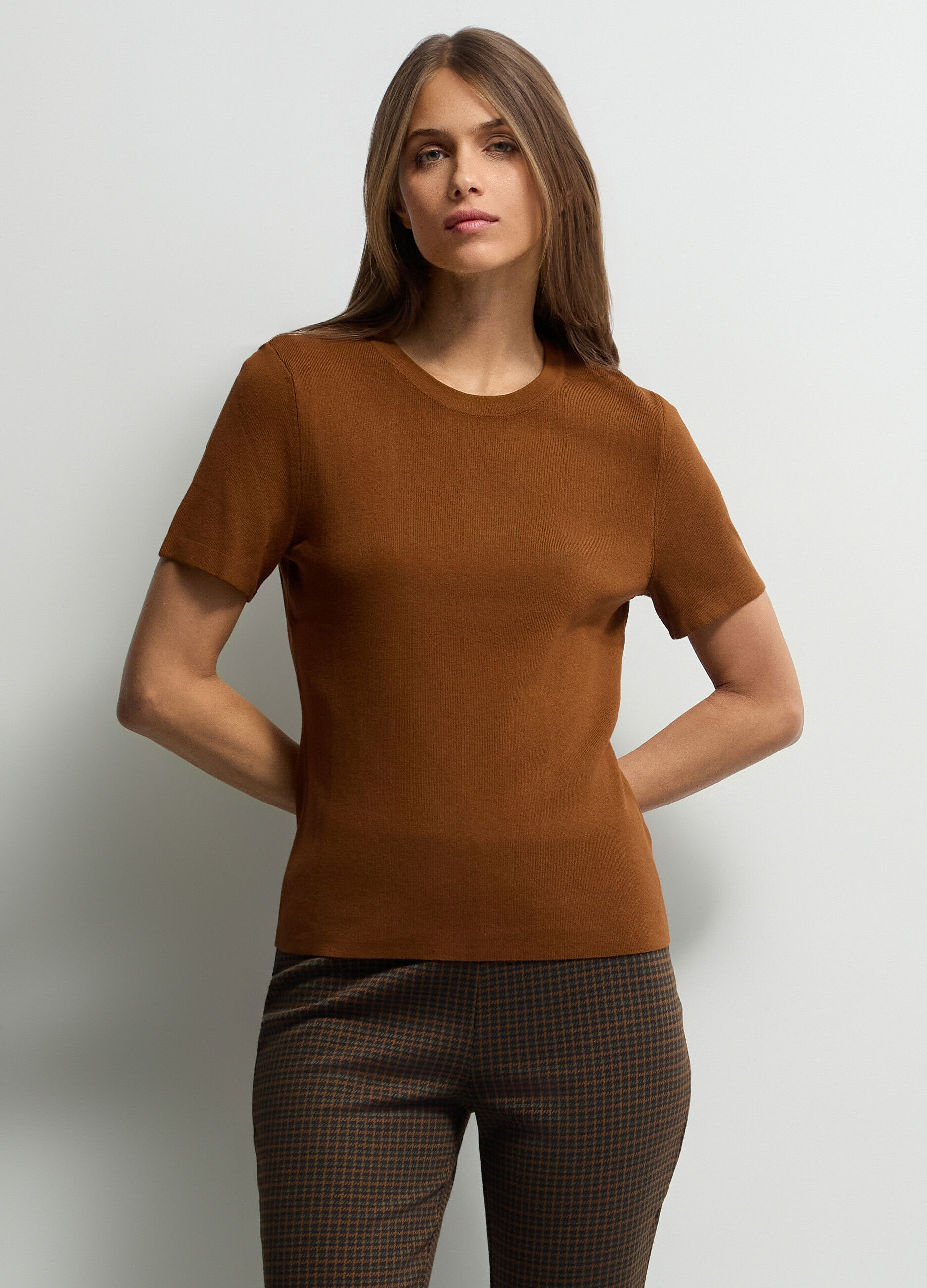 Maglia girocollo in costina donna_0