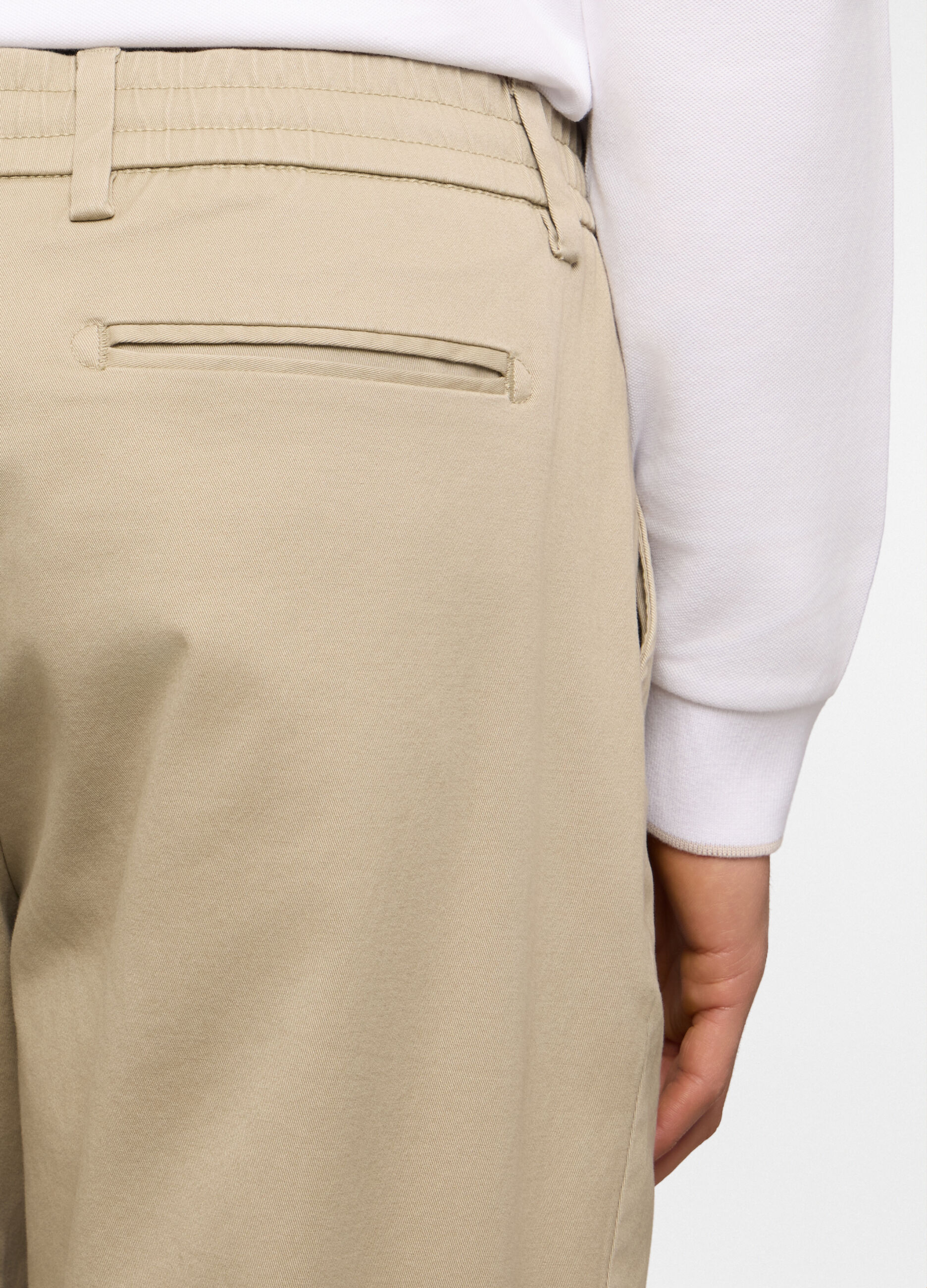 Pantaloni chino relaxed fit in twill di cotone uomo_2