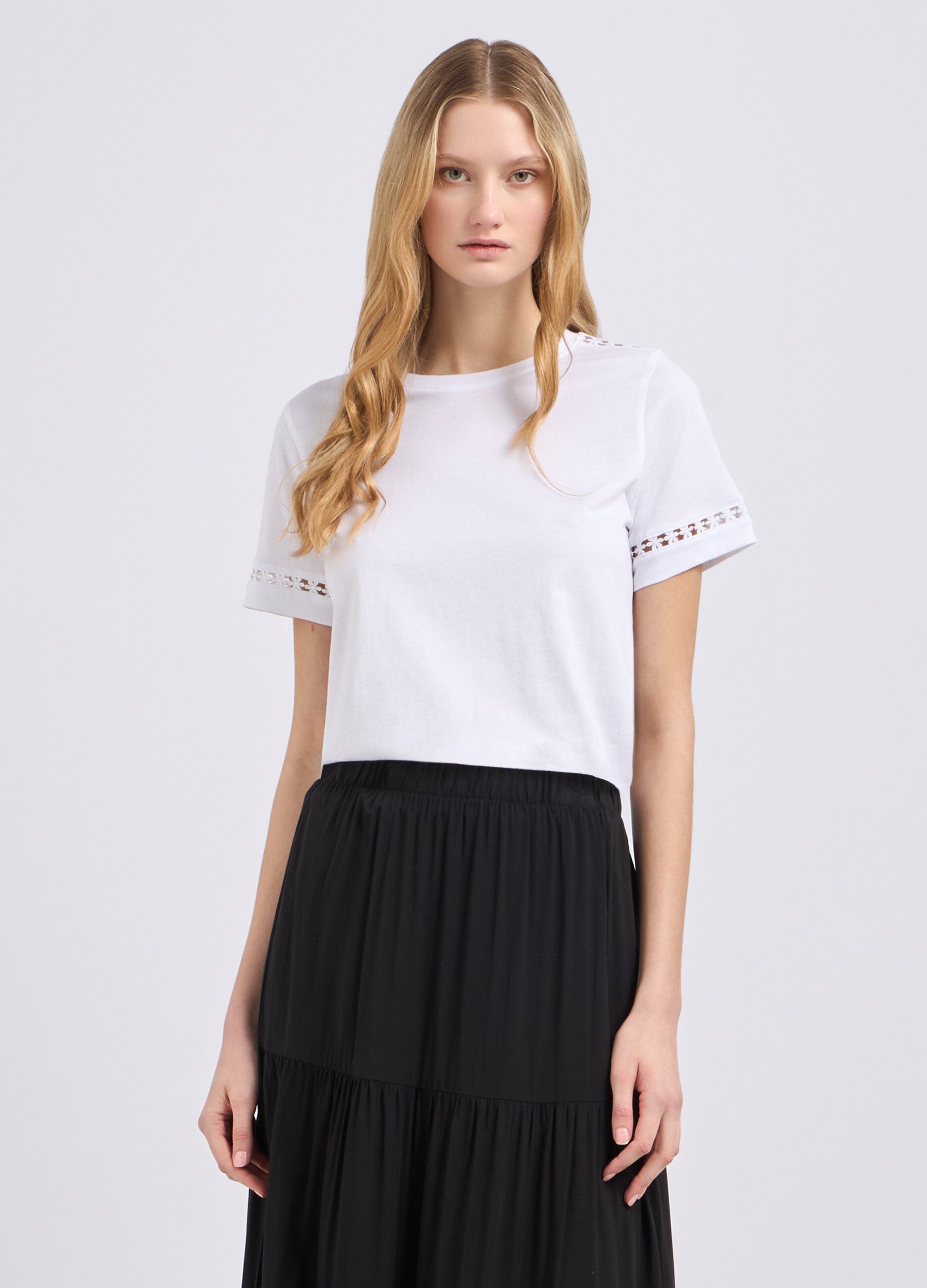 T-shirt in puro cotone con lavorazione donna_0