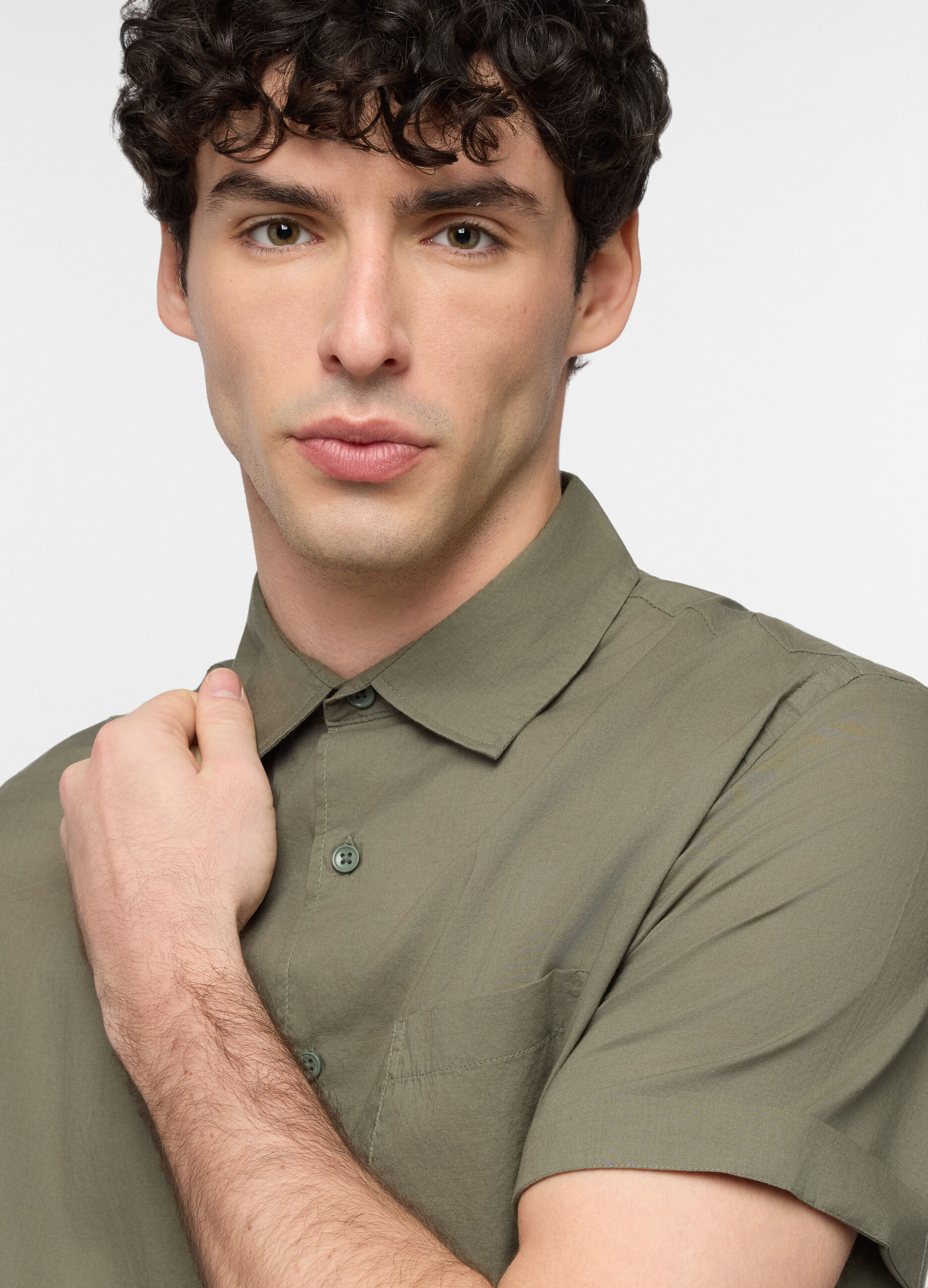 Camicia a maniche corte con collo classico in cotone uomo_2