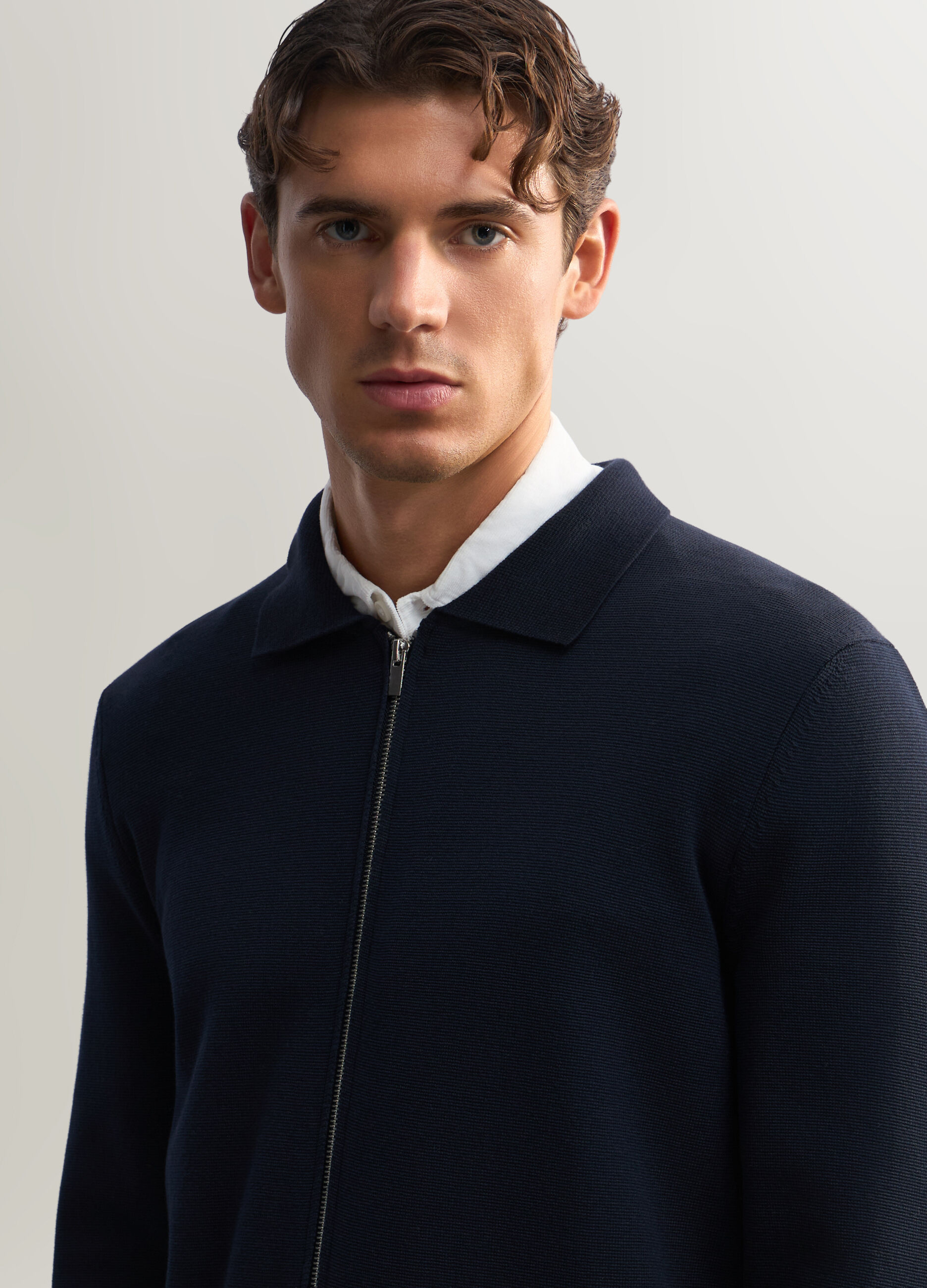 Cardigan in misto cotone con zip uomo_2